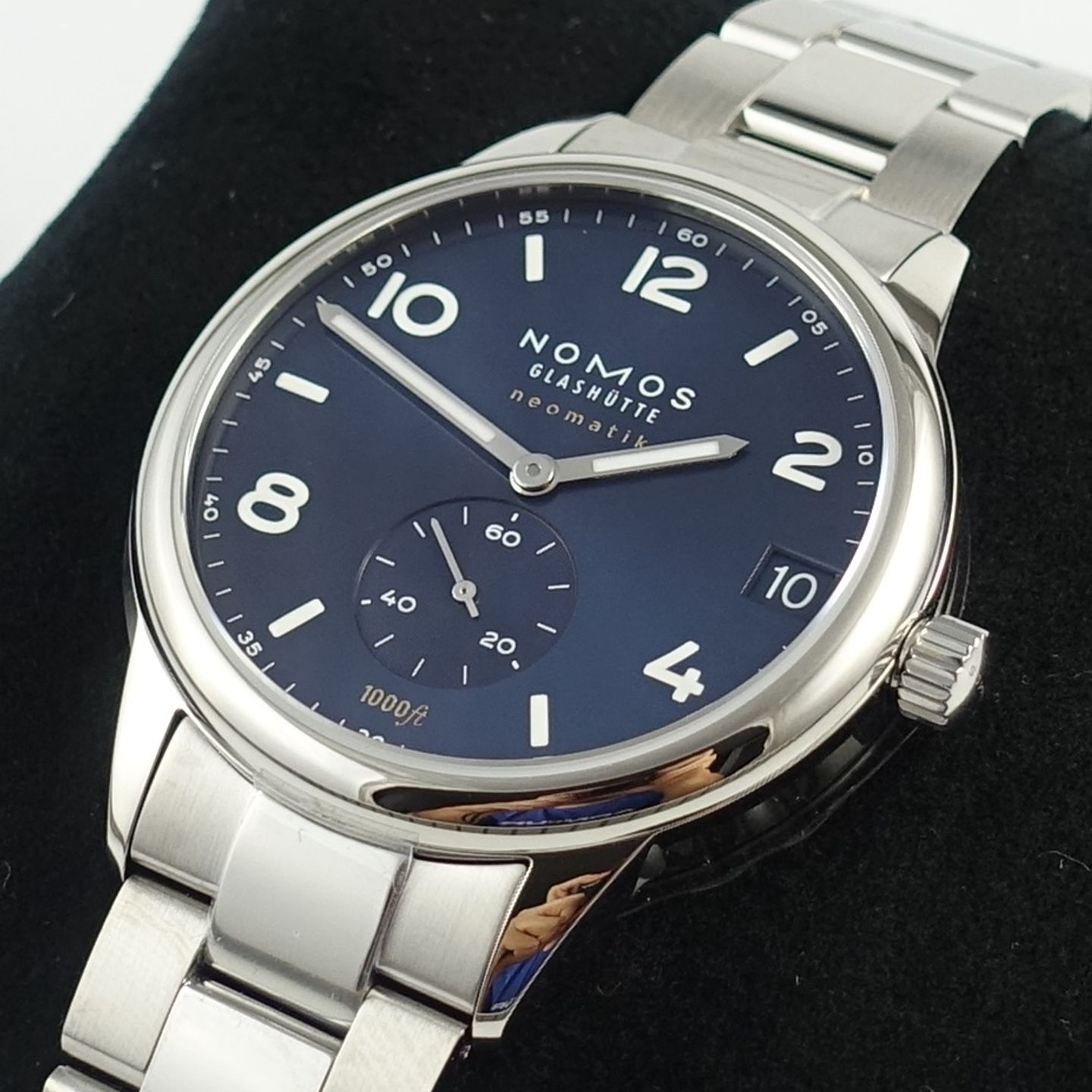 NOMOS Club Neomatik 782 - (3/8)