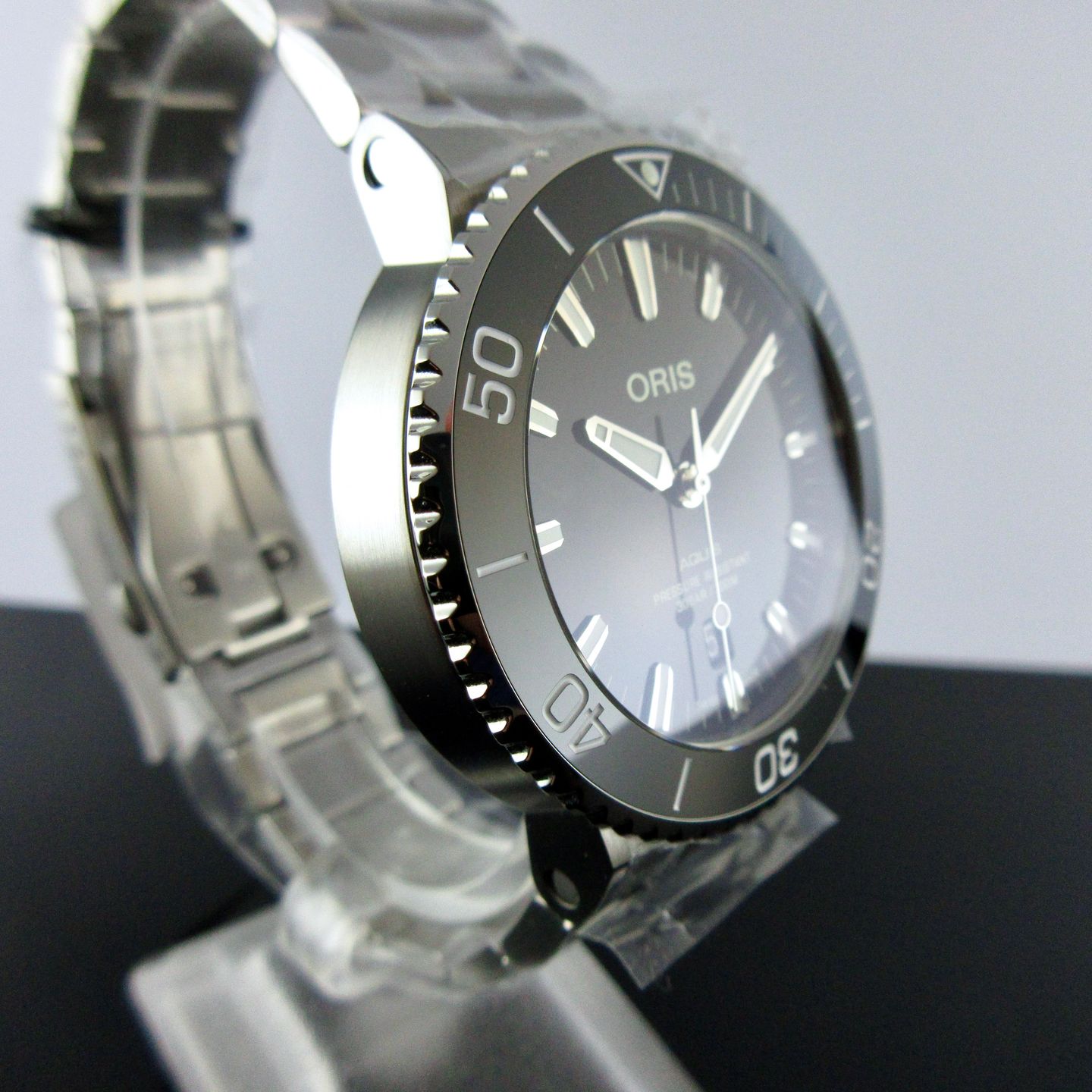 Oris Aquis Date 01 733 7730 4134-07 8 24 05PEB - (5/8)