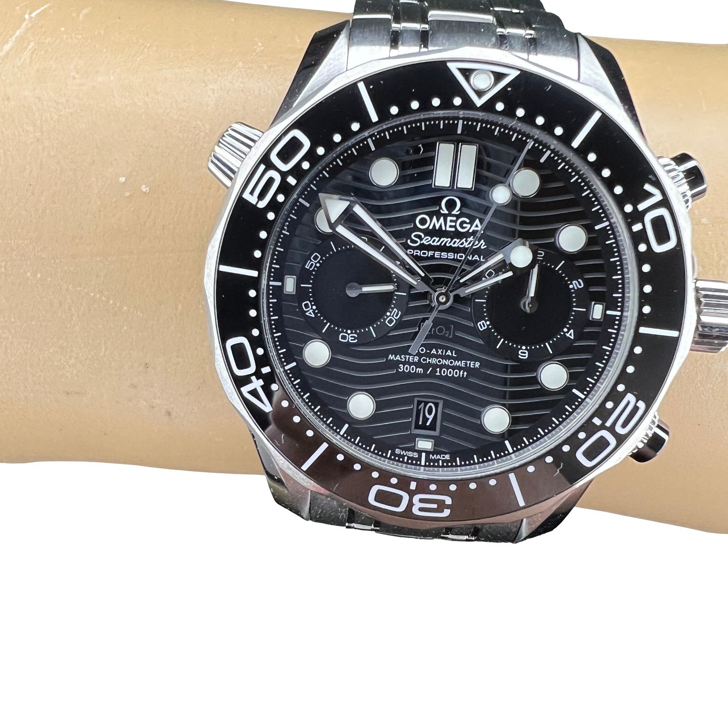 Omega Seamaster Diver 300 M 210.30.44.51.01.001 (2024) - Black dial 44 mm Steel case (2/8)