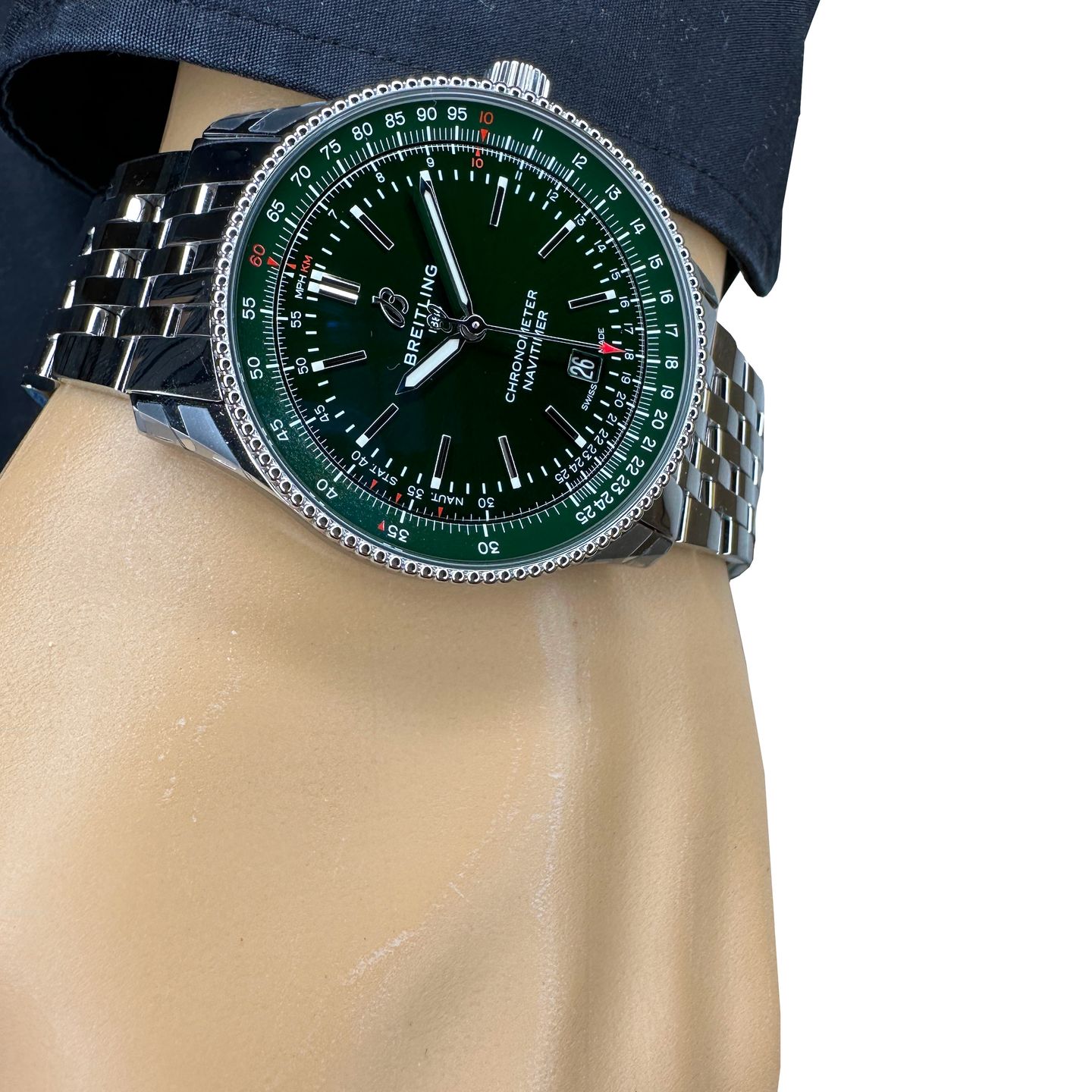 Breitling Navitimer A17326361L1A1 (2024) - Groen wijzerplaat 41mm Staal (4/8)