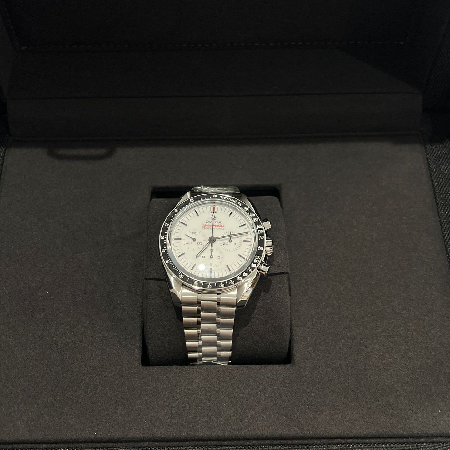 Omega Speedmaster Professional Moonwatch 310.30.42.50.04.001 - (1/6)