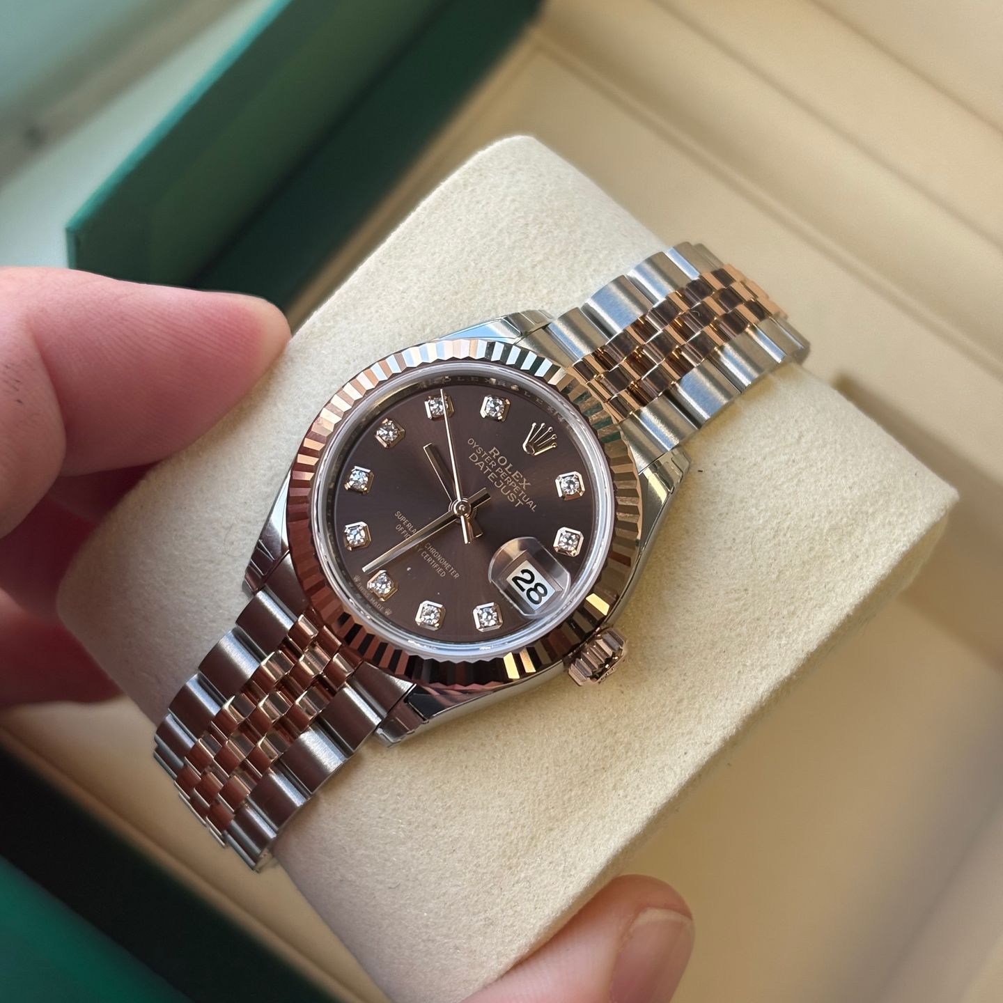 Rolex Lady-Datejust 279171 (2026) - Diamond dial 28 mm Gold/Steel case (2/3)