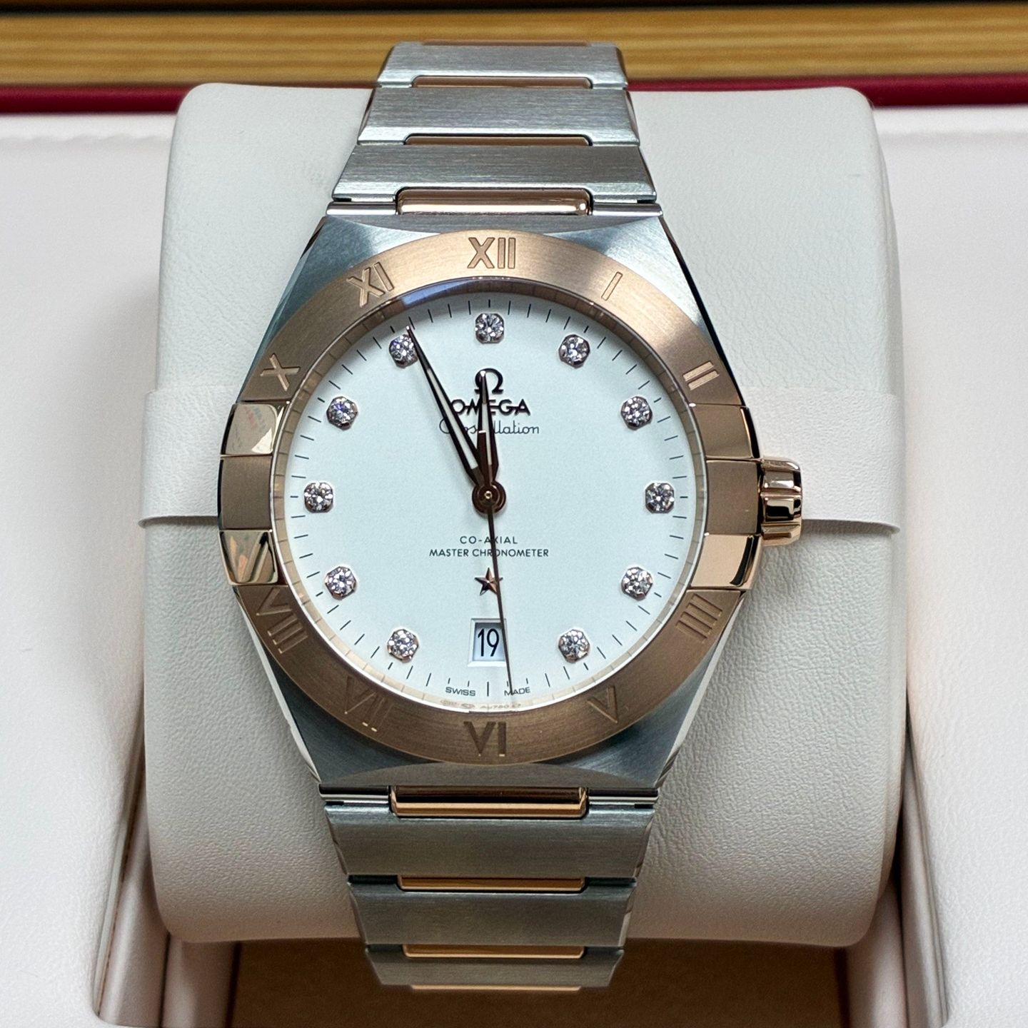 Omega Constellation 131.20.39.20.52.001 (2024) - Silver dial 39 mm Steel case (1/6)