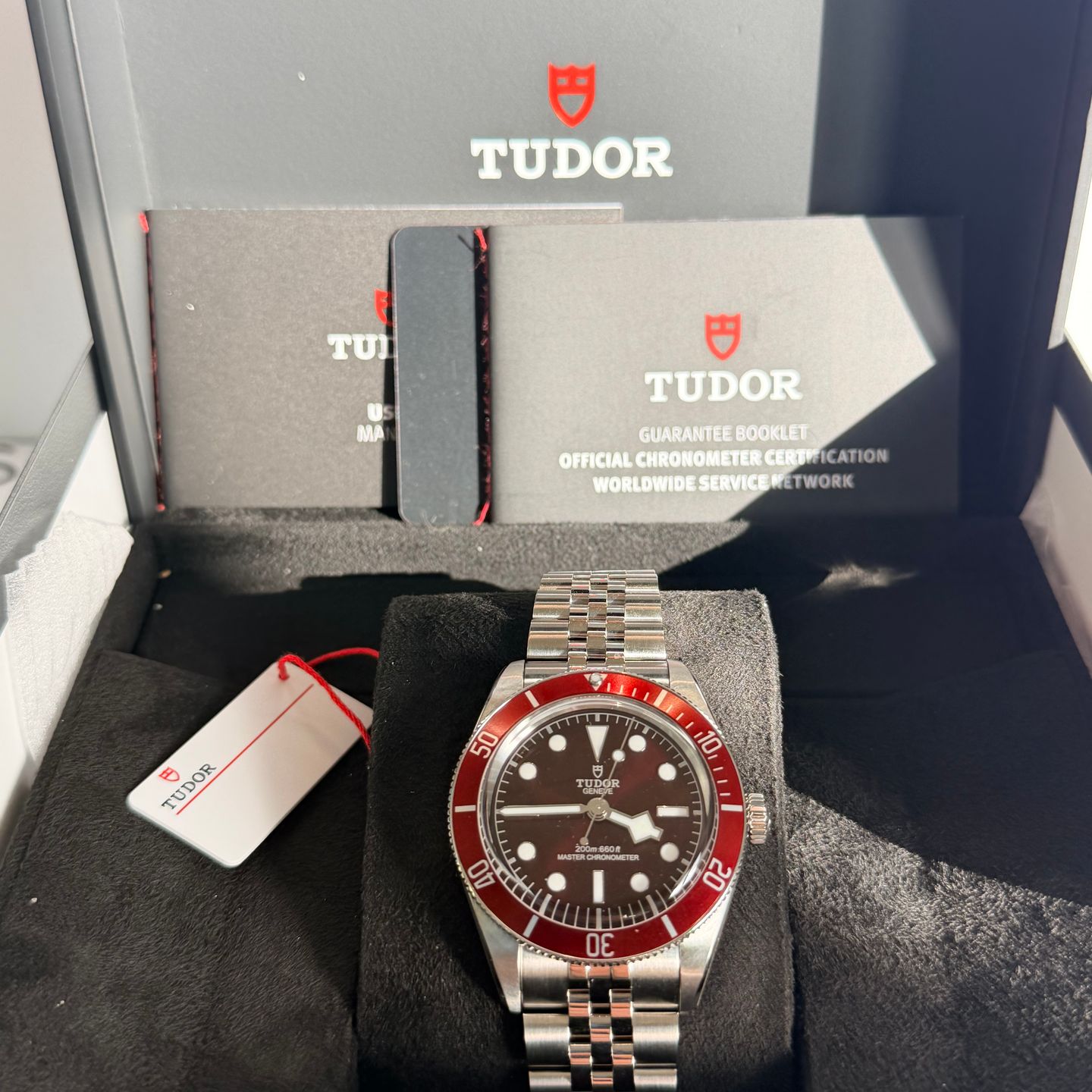 Tudor Black Bay Fifty-Eight 7939A1A0RU (2026) - Red dial 39 mm Steel case (1/8)