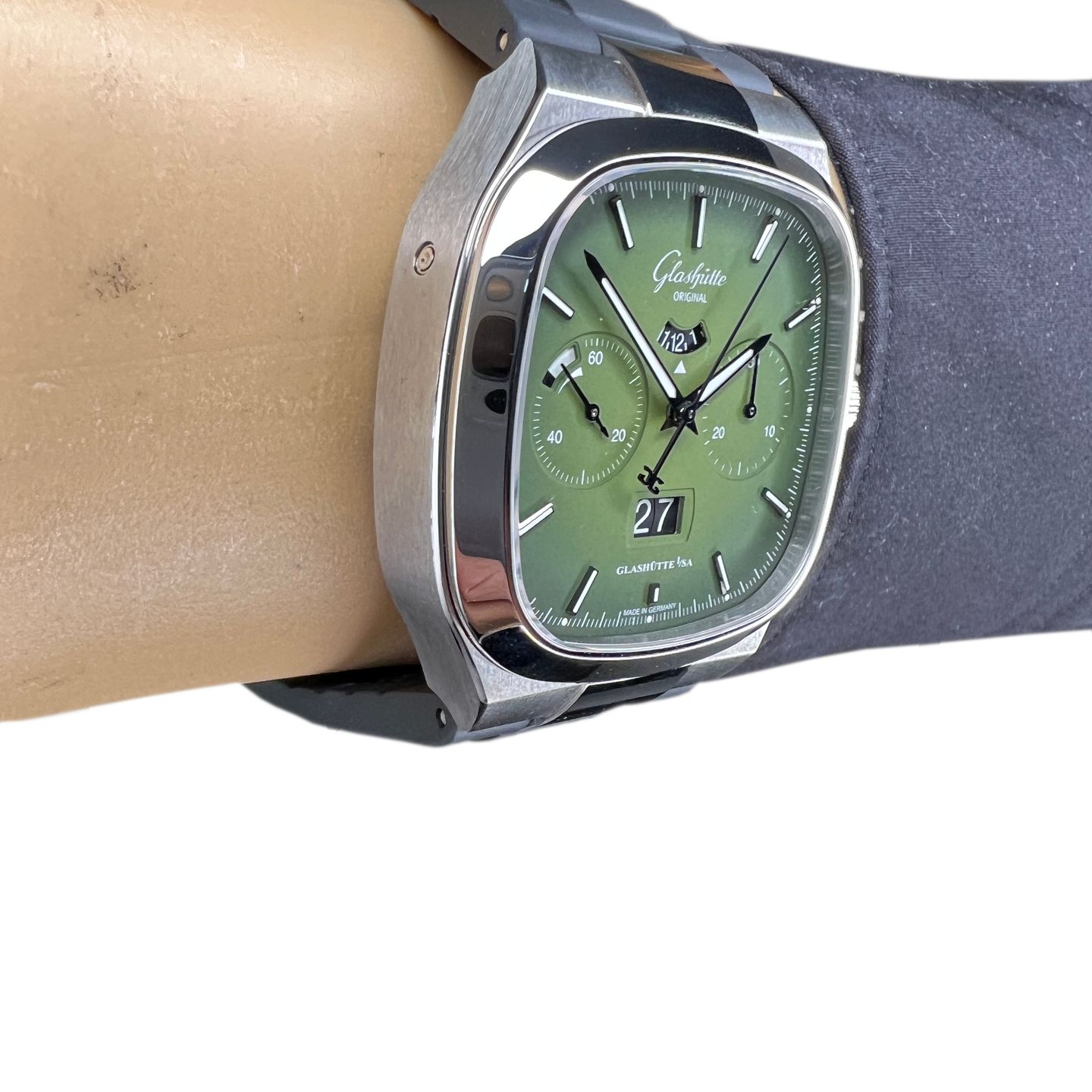 Glashütte Original Seventies Chronograph Panorama Date 1-37-02-09-02-63 (2024) - Green dial 40 mm Steel case (5/8)