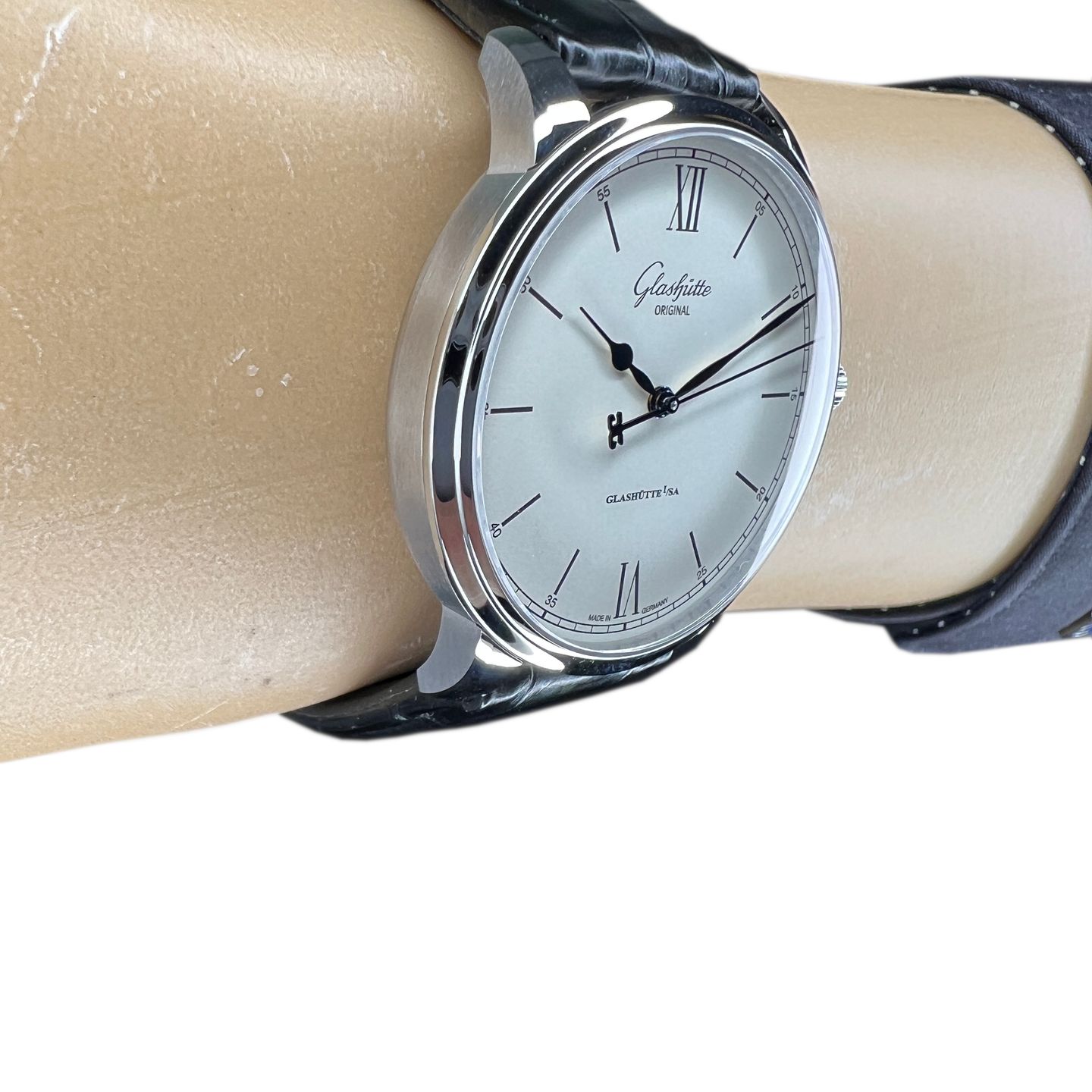 Glashütte Original Senator Excellence 1-36-01-01-02-61 (2024) - White dial 40 mm Steel case (3/8)