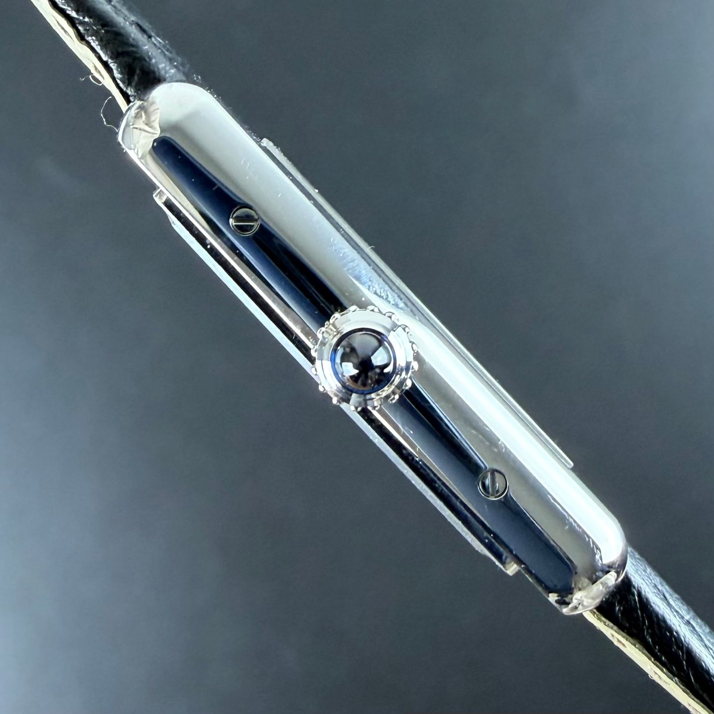 Cartier Tank WSTA0041 (2021) - Wit wijzerplaat 25mm Staal (4/8)