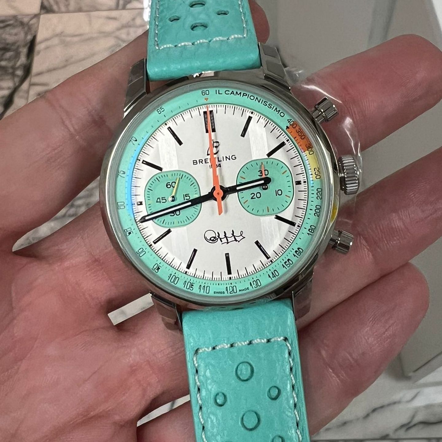 Breitling Top Time AB01768A1A1X1 (2025) - Turquoise wijzerplaat 41mm Staal (2/2)