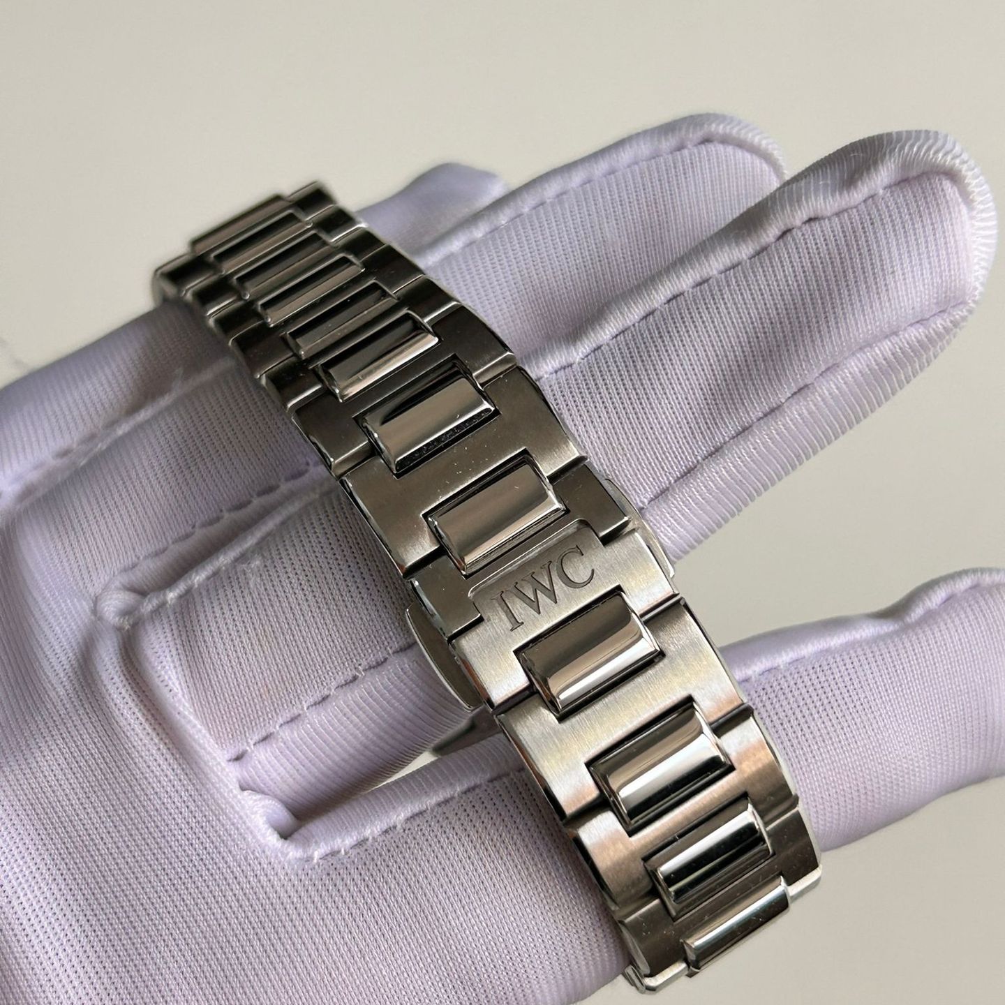 IWC Ingenieur Automatic IW324901 - (2/8)