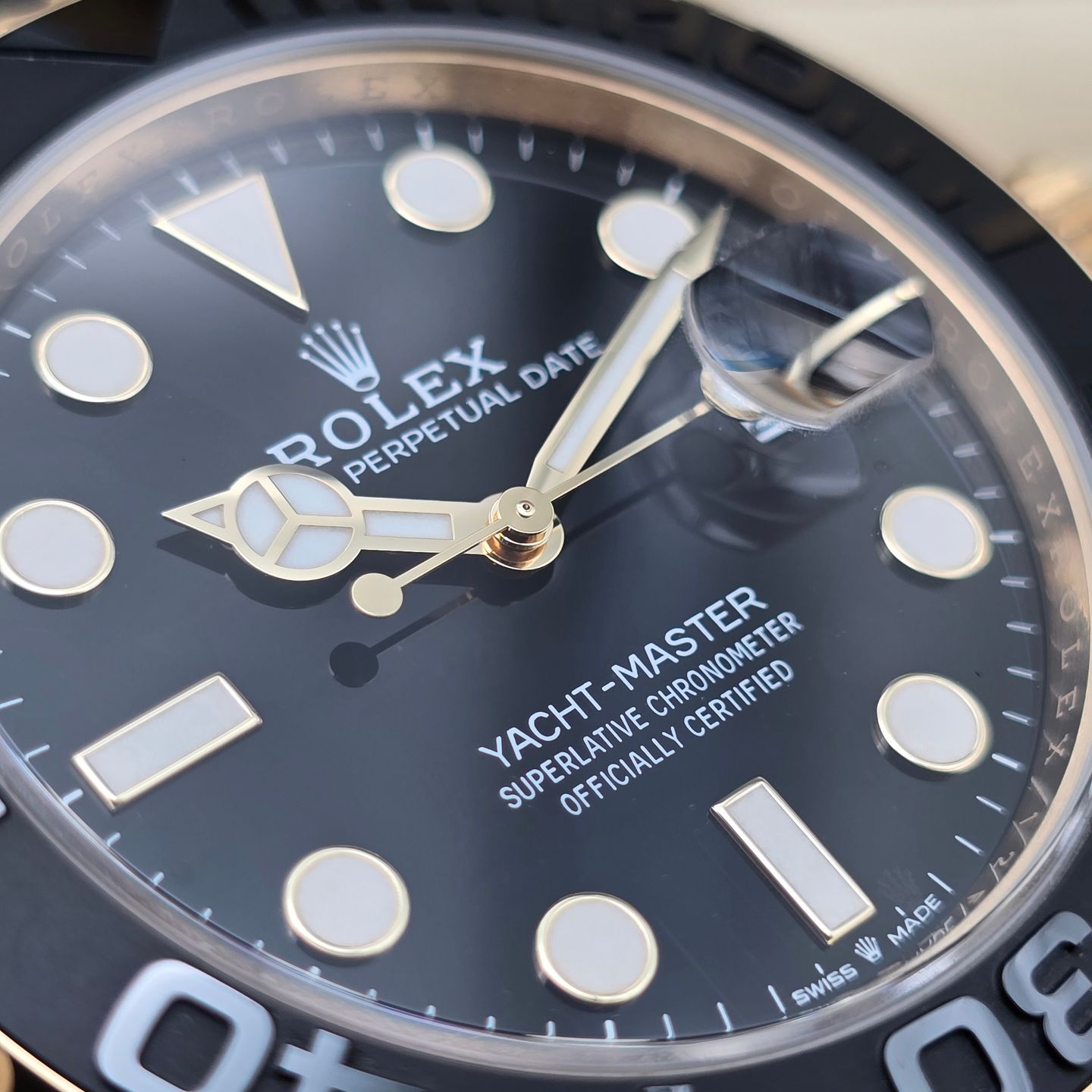 Rolex Yacht-Master 42 226658 (2023) - Black dial 42 mm Yellow Gold case (4/8)