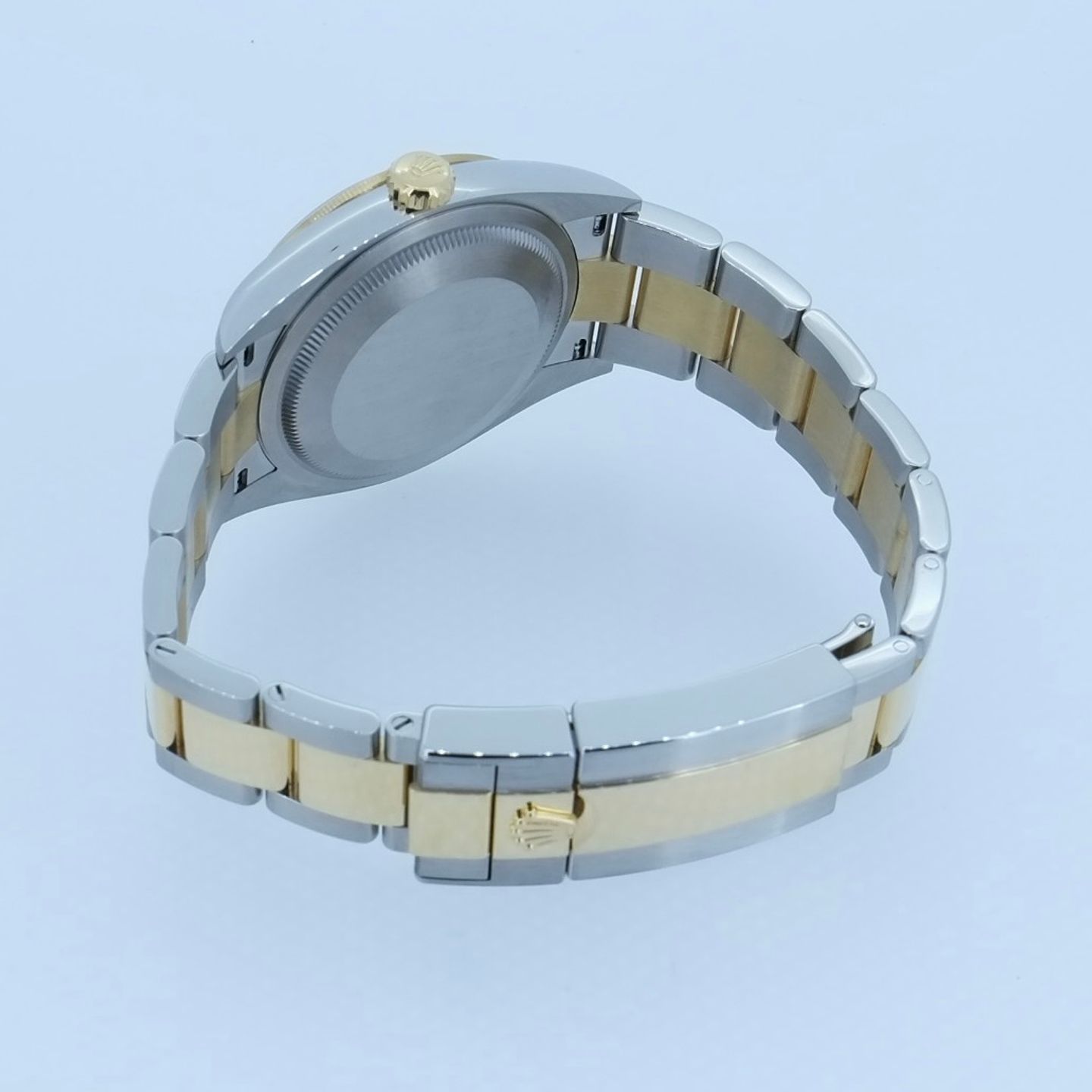 Rolex Explorer 124273 (2026) - Black dial 36 mm Gold/Steel case (2/6)