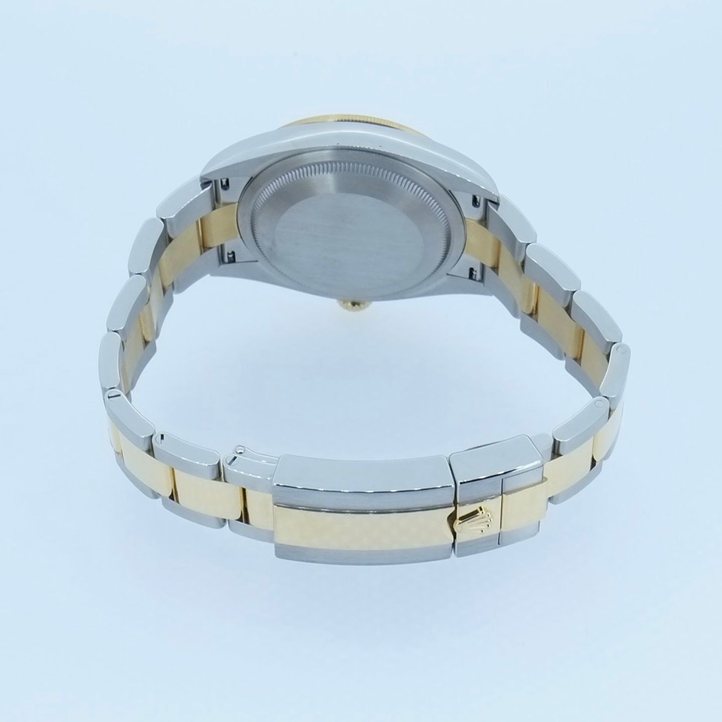 Rolex Explorer 124273 (2026) - Black dial 36 mm Gold/Steel case (3/6)