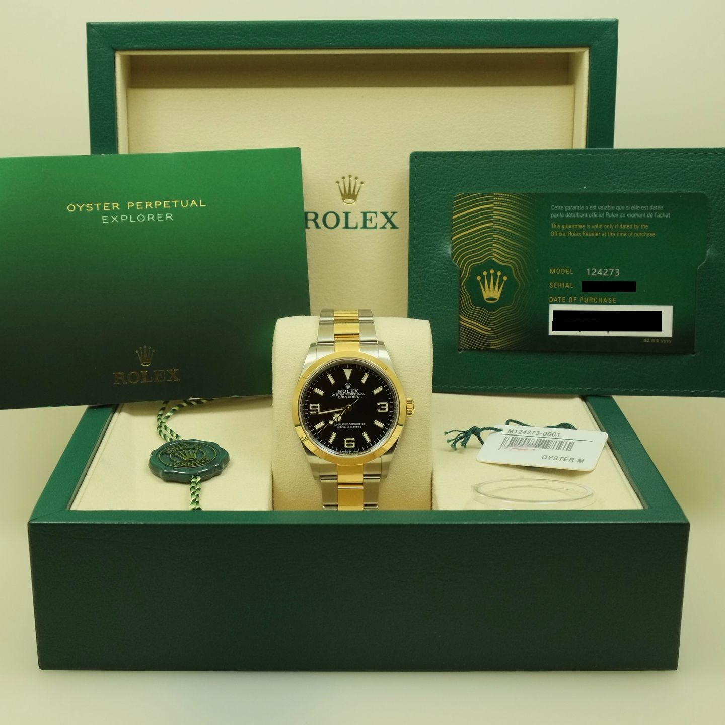 Rolex Explorer 124273 (2026) - Black dial 36 mm Gold/Steel case (4/6)