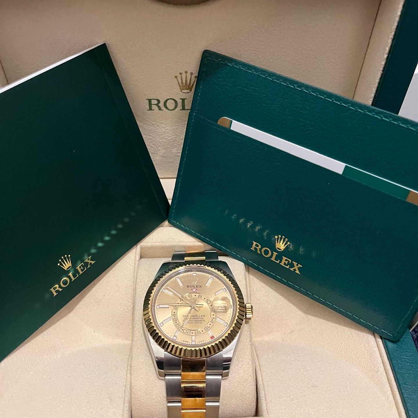 Rolex Sky-Dweller 326933 - (3/5)