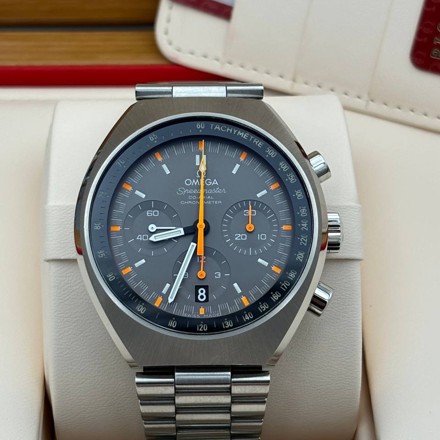 Omega Speedmaster Mark II 511.12.38.20.02.001 - (1/5)