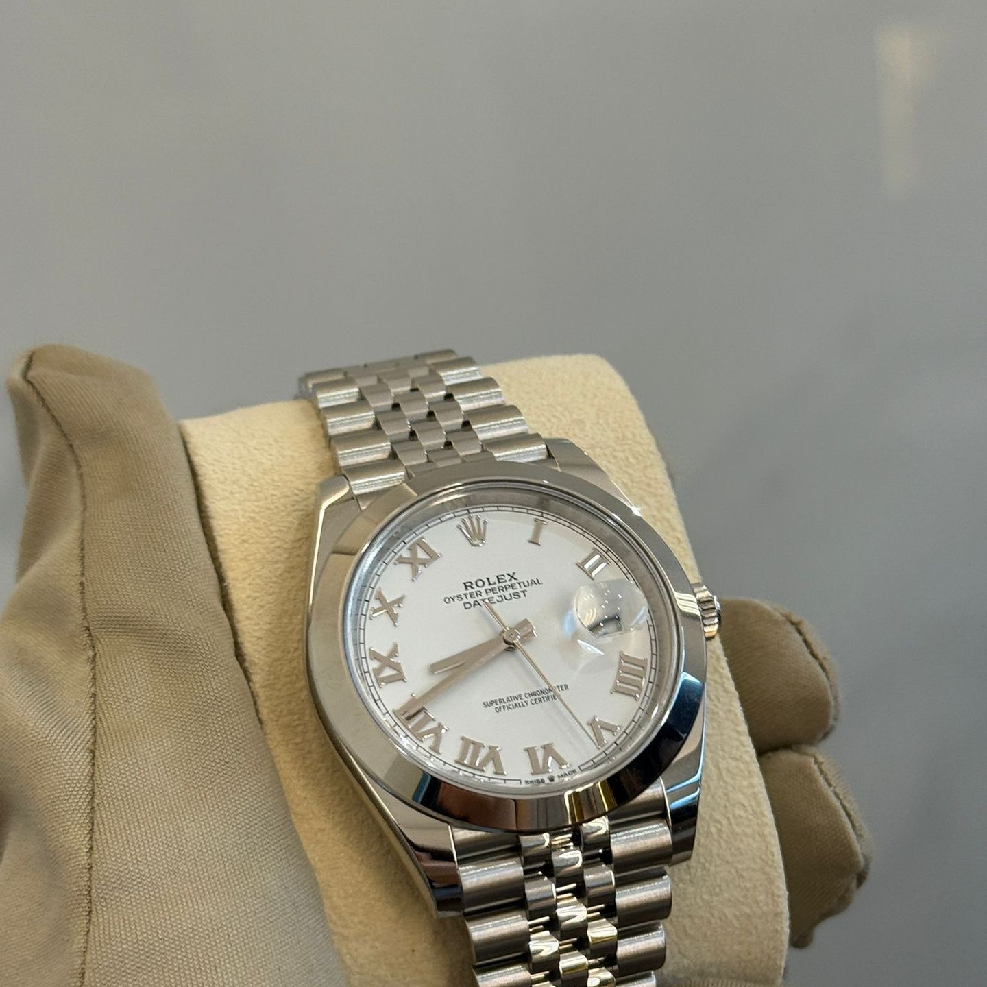 Rolex Datejust 41 126300 (2023) - Wit wijzerplaat 41mm Staal (4/8)