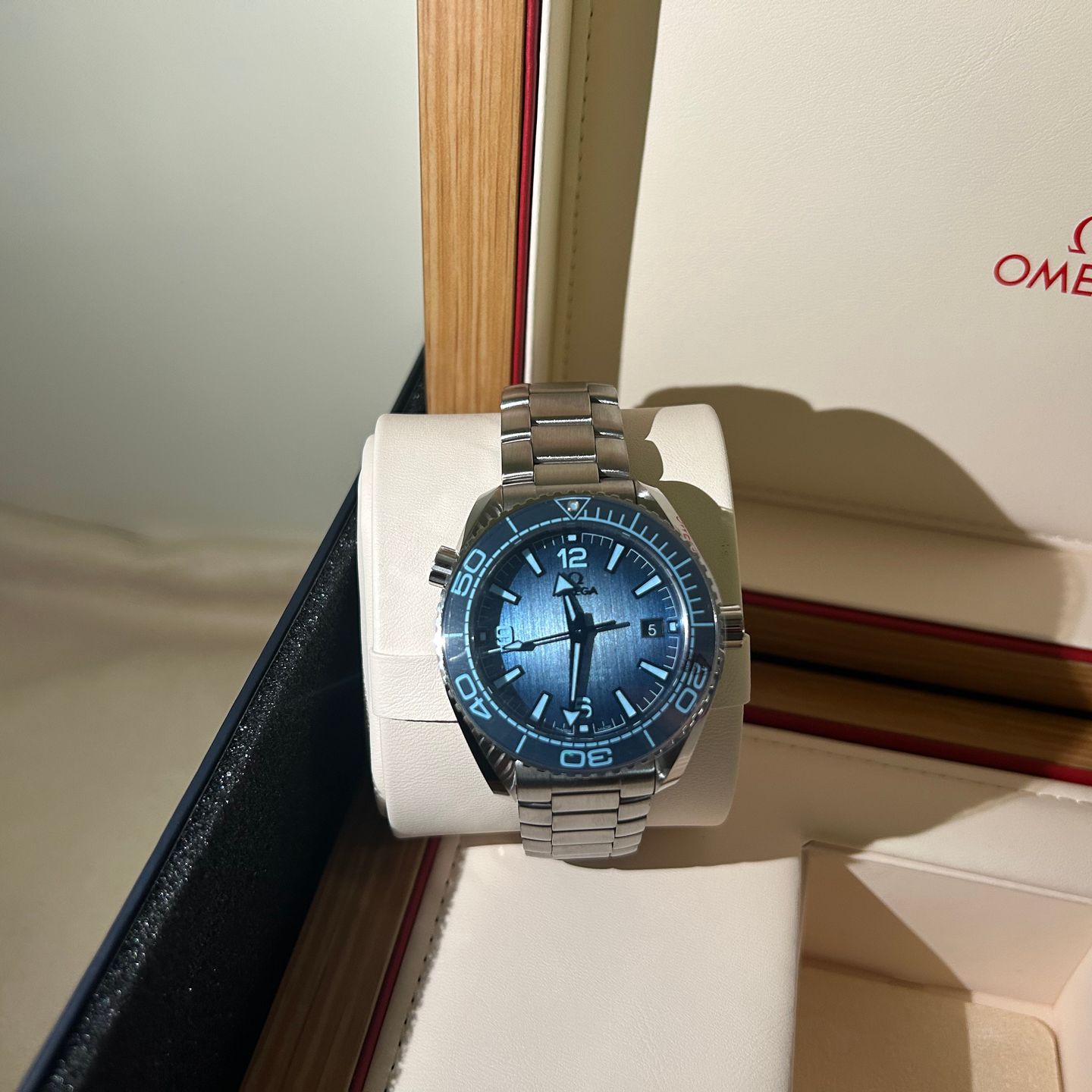 Omega Seamaster Planet Ocean 215.30.40.20.03.002 (2024) - Blue dial 40 mm Steel case (7/8)