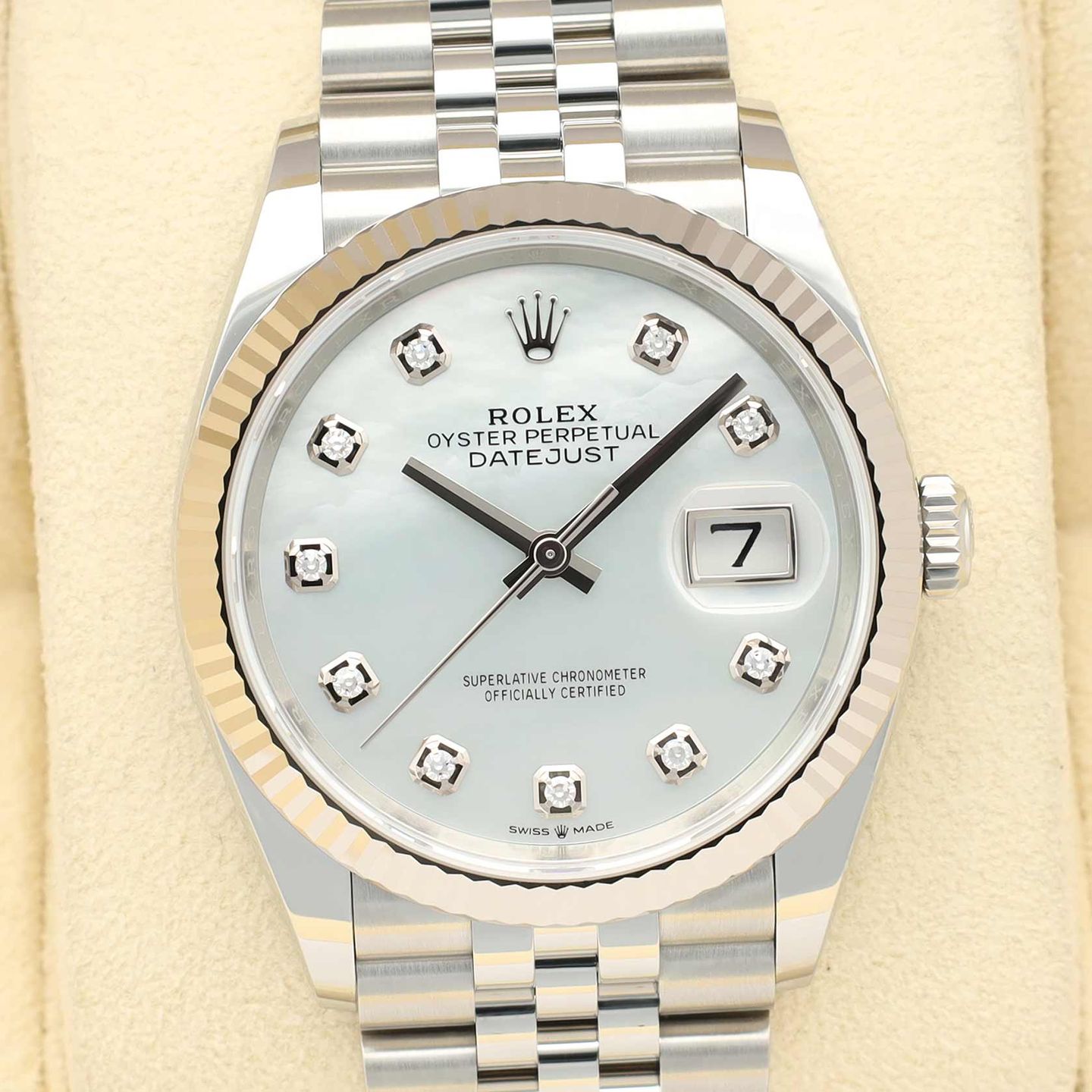 Rolex Datejust 36 126234 (2024) - Parelmoer wijzerplaat 36mm Staal (1/8)