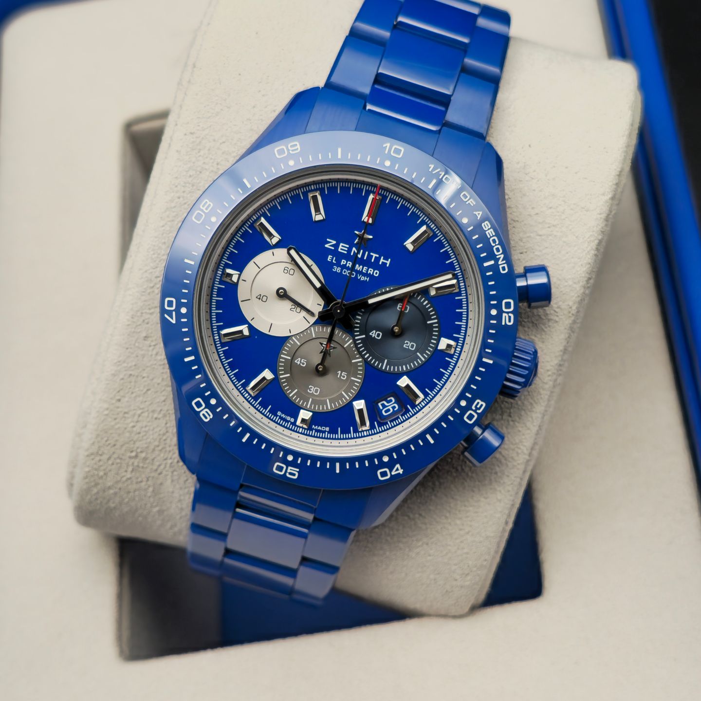 Zenith Chronomaster Sport 49.3102.3600/51.M3100 (2026) - Blue dial 41 mm Ceramic case (2/8)