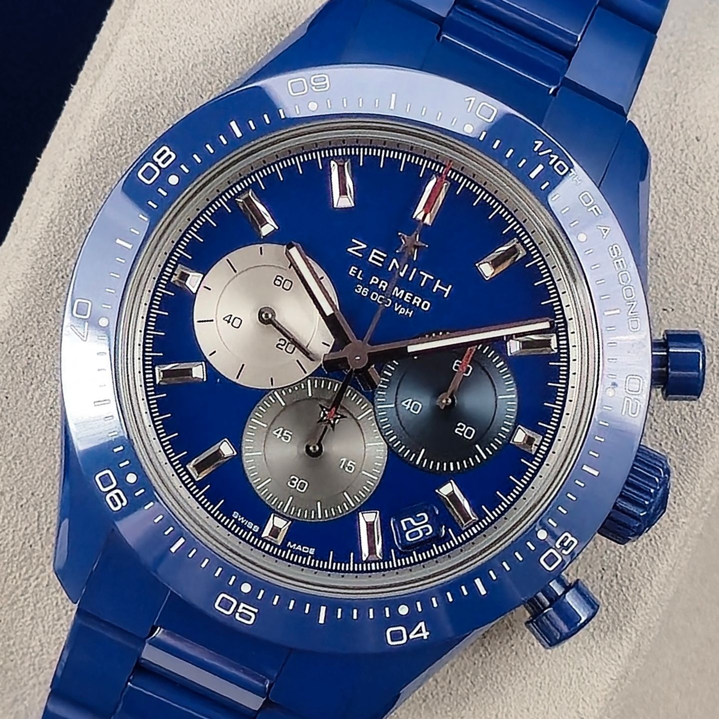 Zenith Chronomaster Sport 49.3102.3600/51.M3100 (2026) - Blue dial 41 mm Ceramic case (1/8)