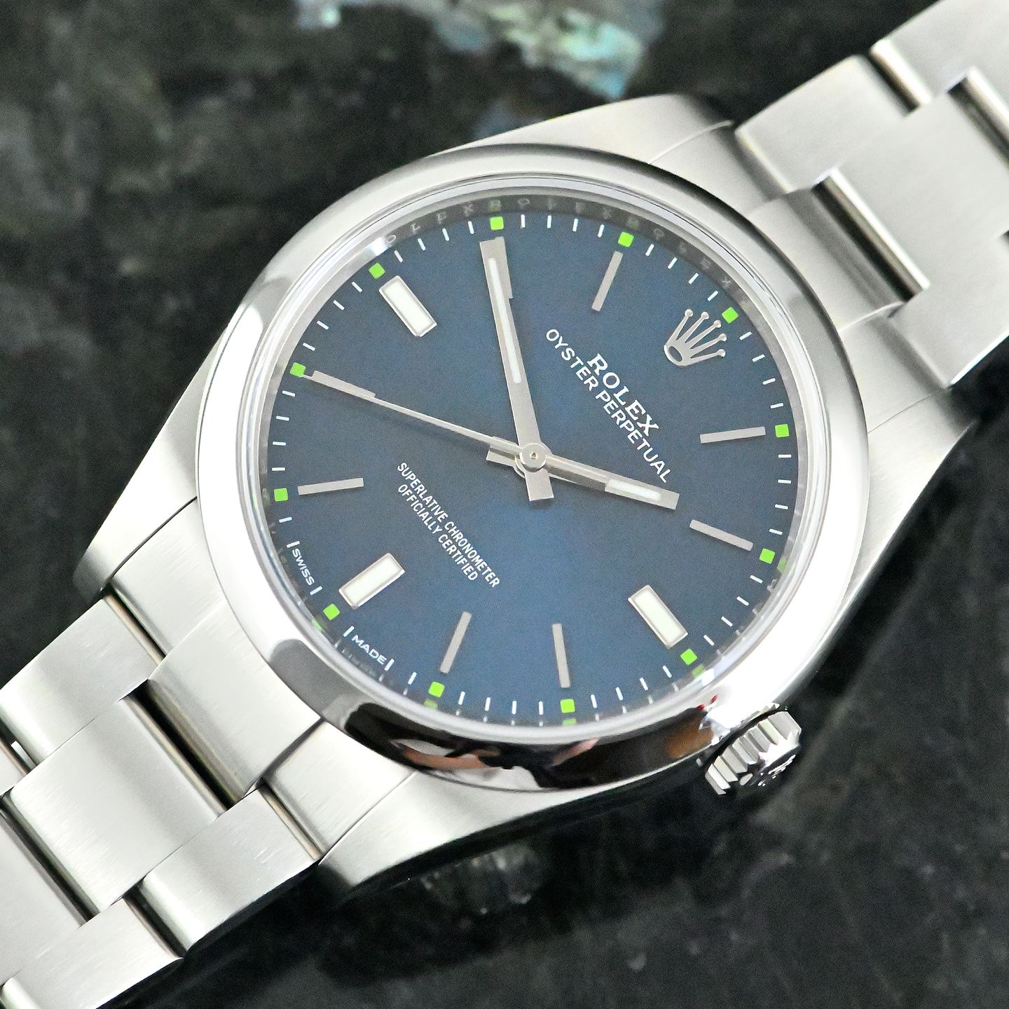 Rolex Oyster Perpetual 39 114300 - (3/8)