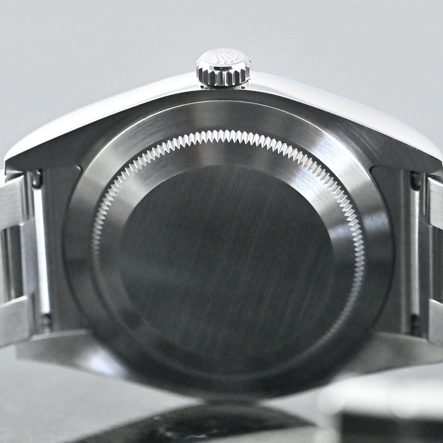 Rolex Oyster Perpetual 39 114300 - (7/8)