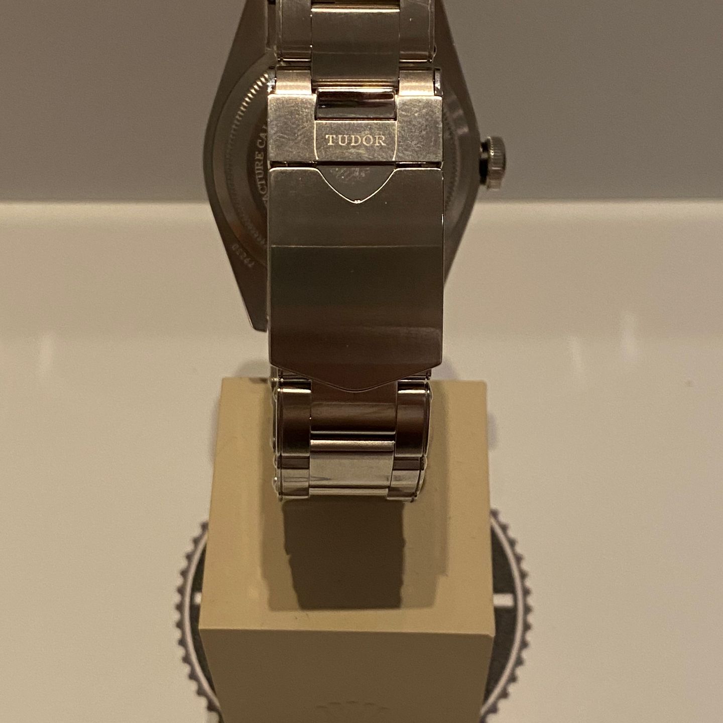Tudor Black Bay 79230G (2022) - Black dial 41 mm Steel case (5/7)