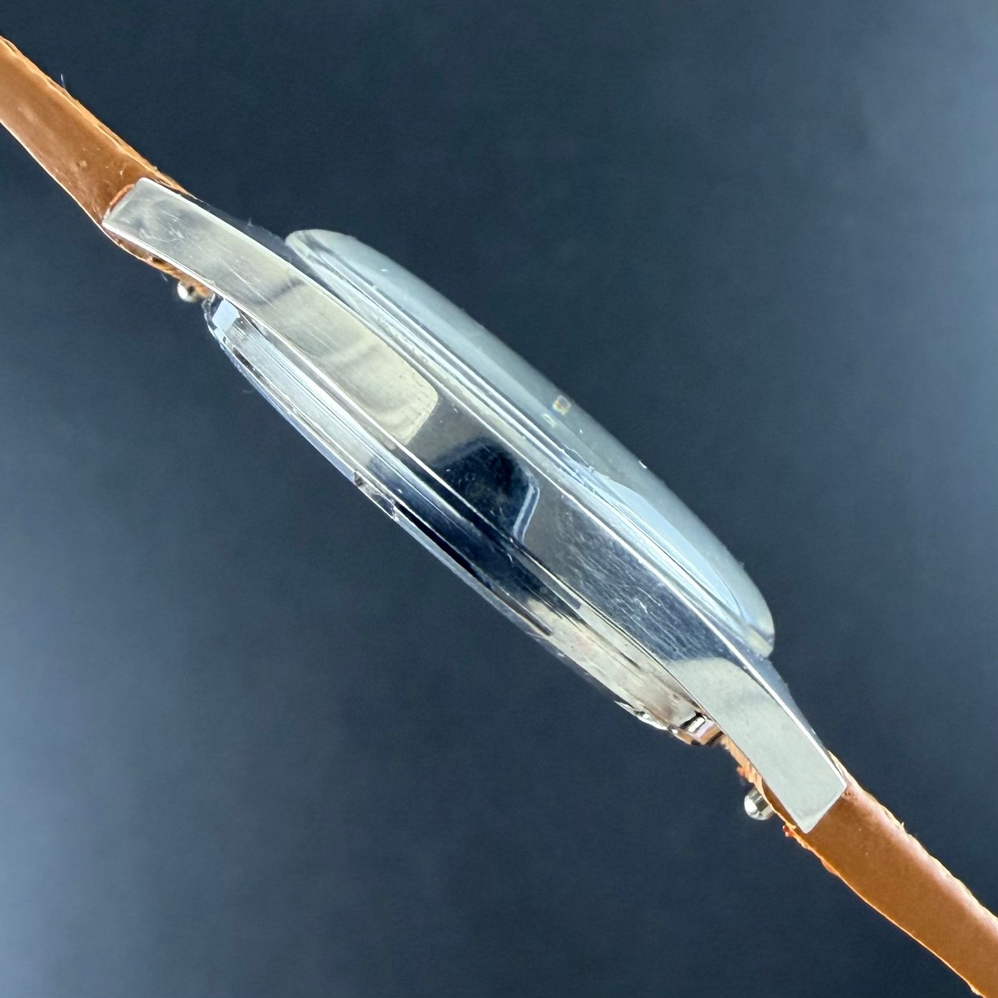 Omega Genève 135.041 - (6/8)