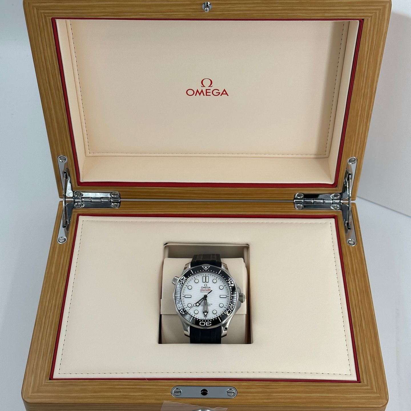 Omega Seamaster Diver 300 M 210.32.42.20.04.001 (2022) - Wit wijzerplaat 42mm Staal (3/8)