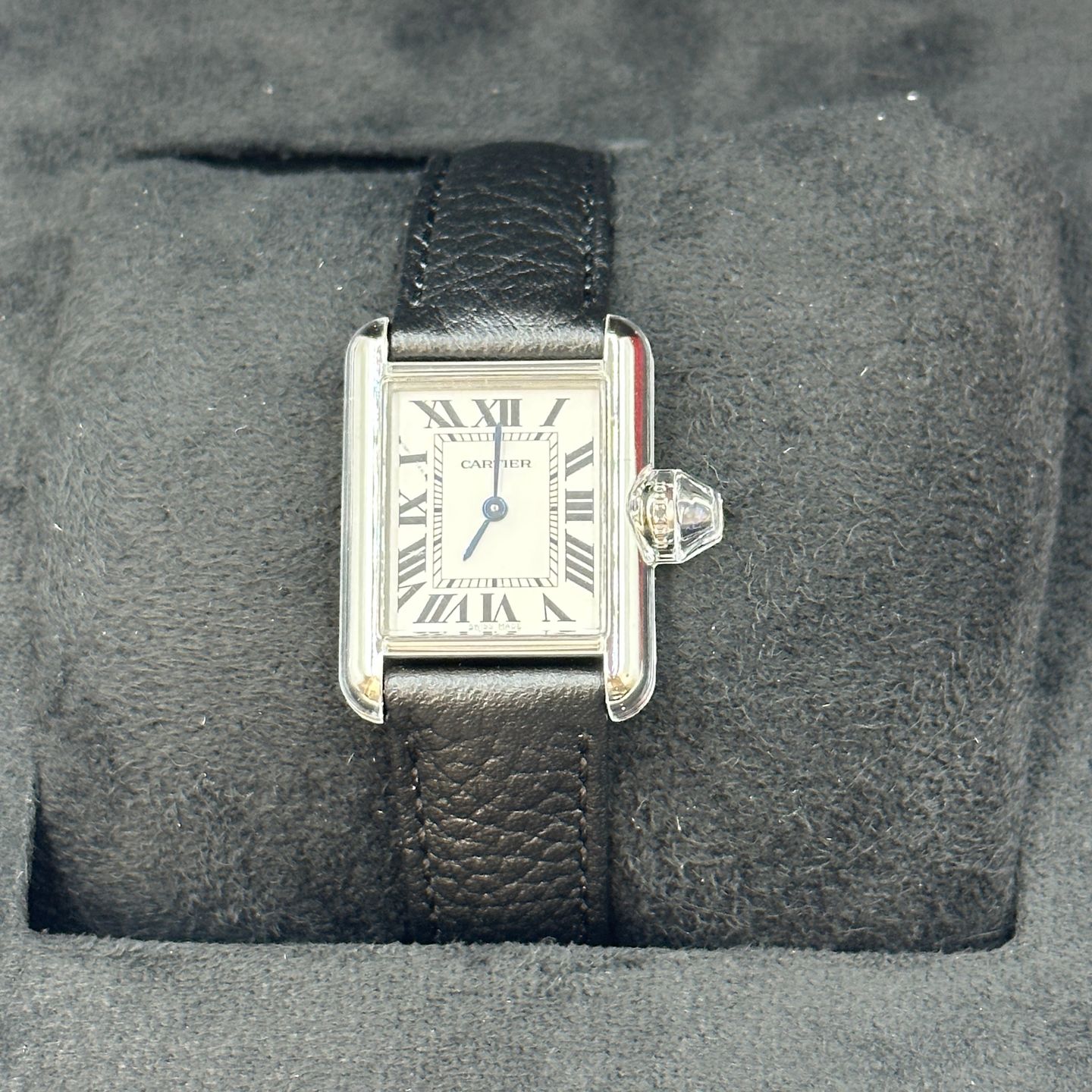 Cartier Tank WSTA0042 (2023) - Zilver wijzerplaat 30mm Staal (3/8)