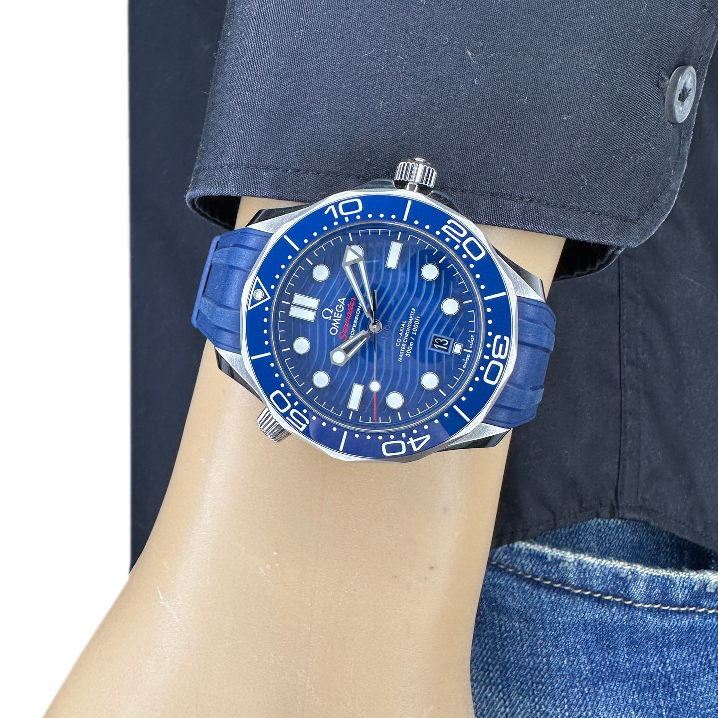 Omega Seamaster Diver 300 M 210.32.42.20.03.001 (2024) - Blue dial 42 mm Steel case (3/8)