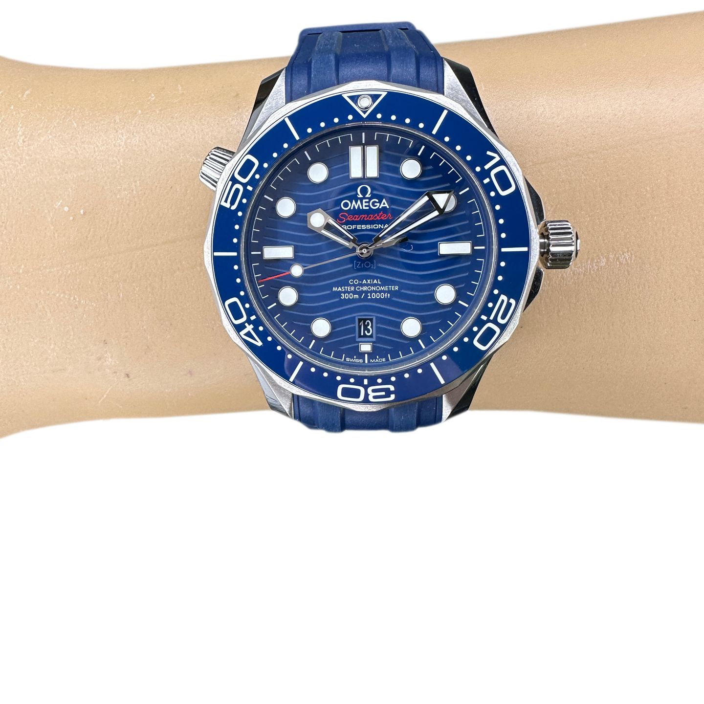 Omega Seamaster Diver 300 M 210.32.42.20.03.001 (2024) - Blue dial 42 mm Steel case (2/8)