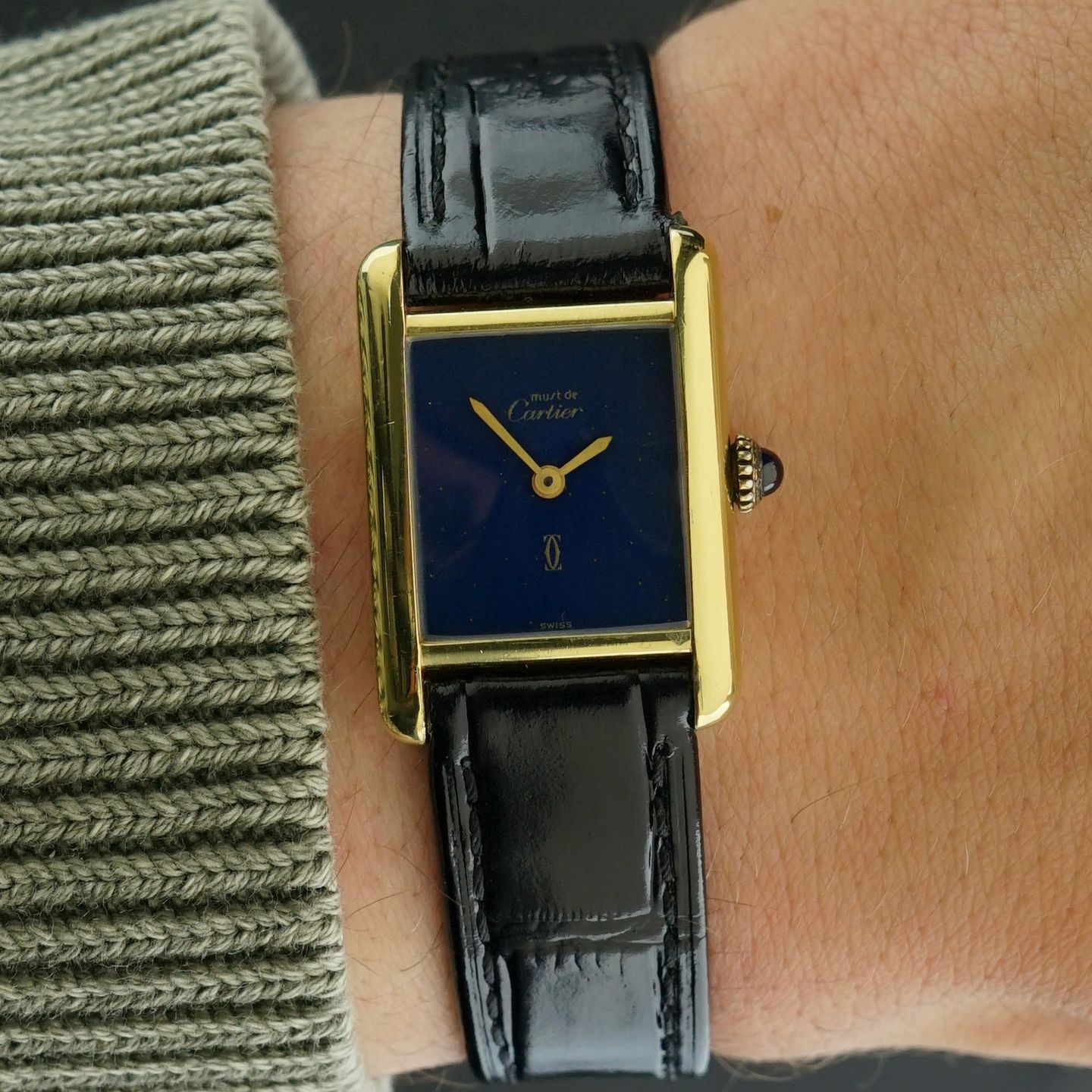 Cartier Tank Vermeil 5057001 (1985) - Blue dial 20 mm Silver case (2/8)