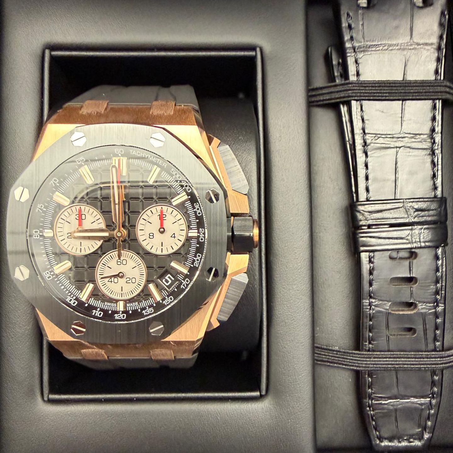 Audemars Piguet Royal Oak Offshore Chronograph 26420RO.OO.A002CA.01 - (1/3)