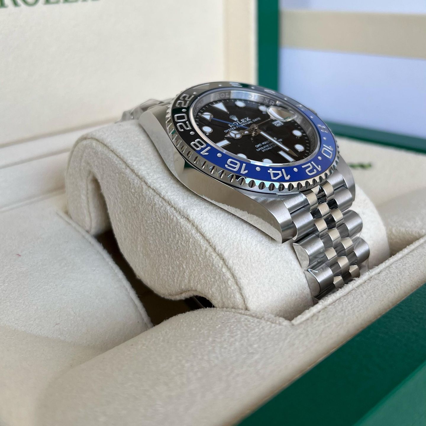 Rolex GMT-Master II 126710BLNR - (4/5)