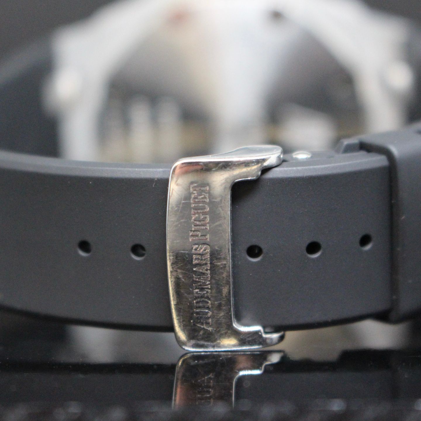 Audemars Piguet Royal Oak Offshore Chronograph 25940SK - (2/5)