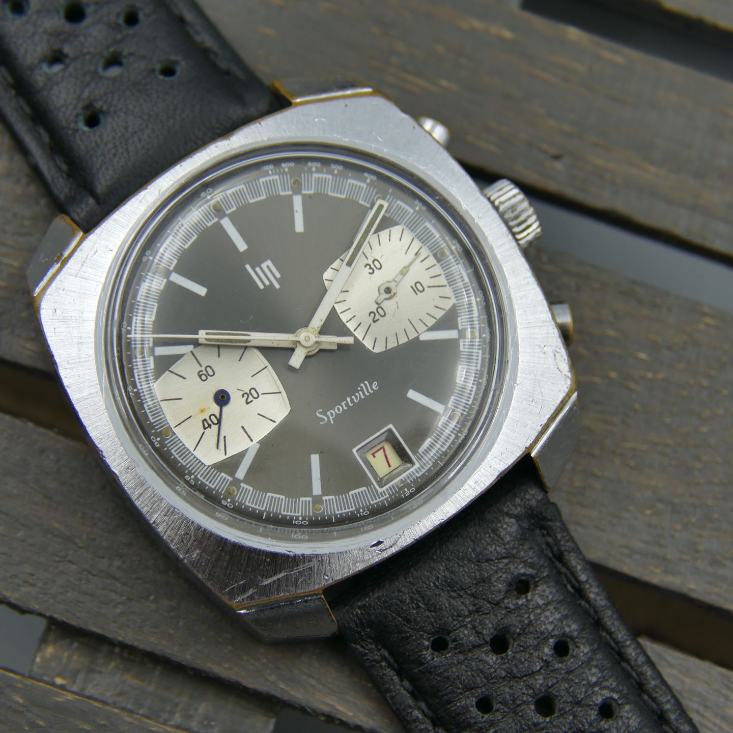 Lip Unknown 70's vintage mens watch montre Lip Sportville Chronograph hand wind valjoux 7734 - (1/8)