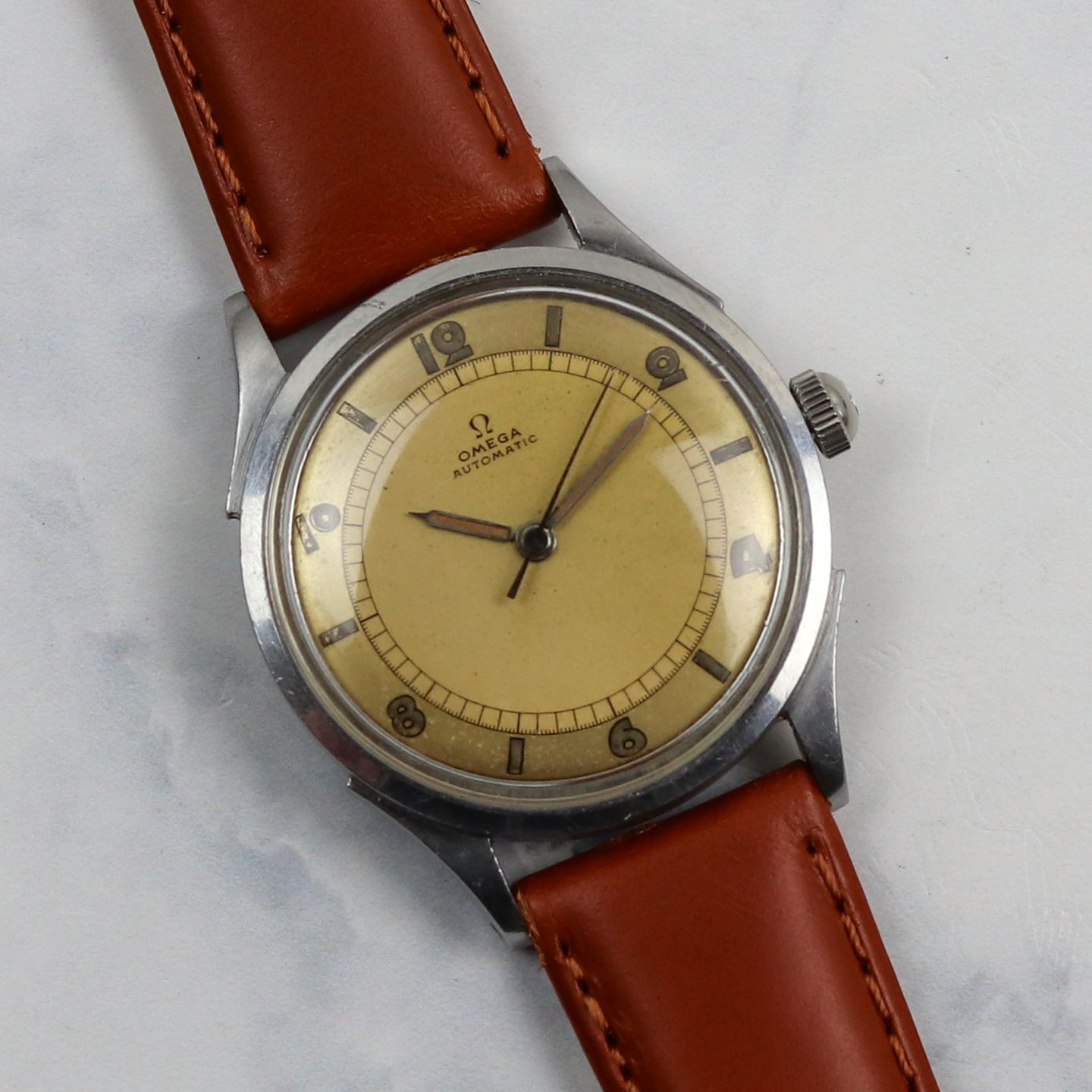 Omega Vintage 2420-1 (1944) - Champagne wijzerplaat 33mm Staal (1/3)