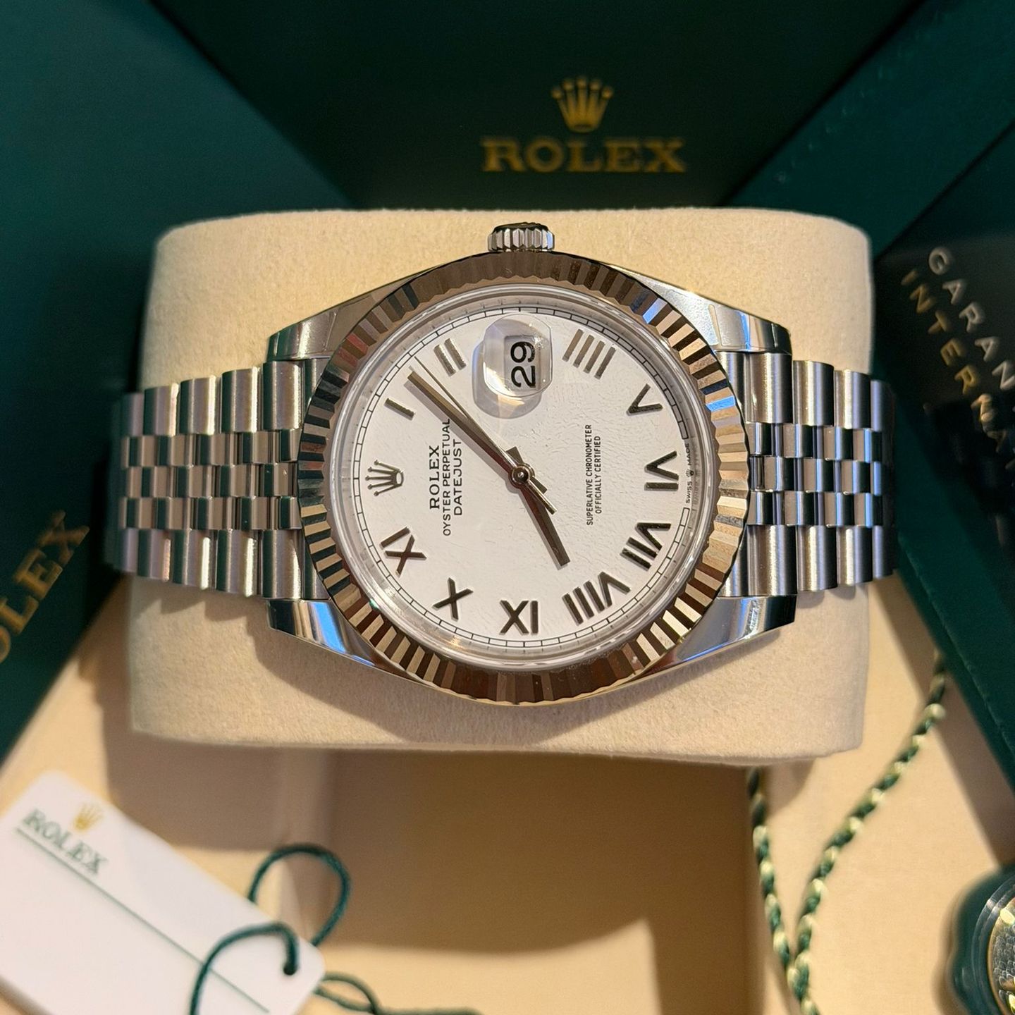 Rolex Datejust 41 126334 (2026) - Wit wijzerplaat 41mm Staal (3/8)