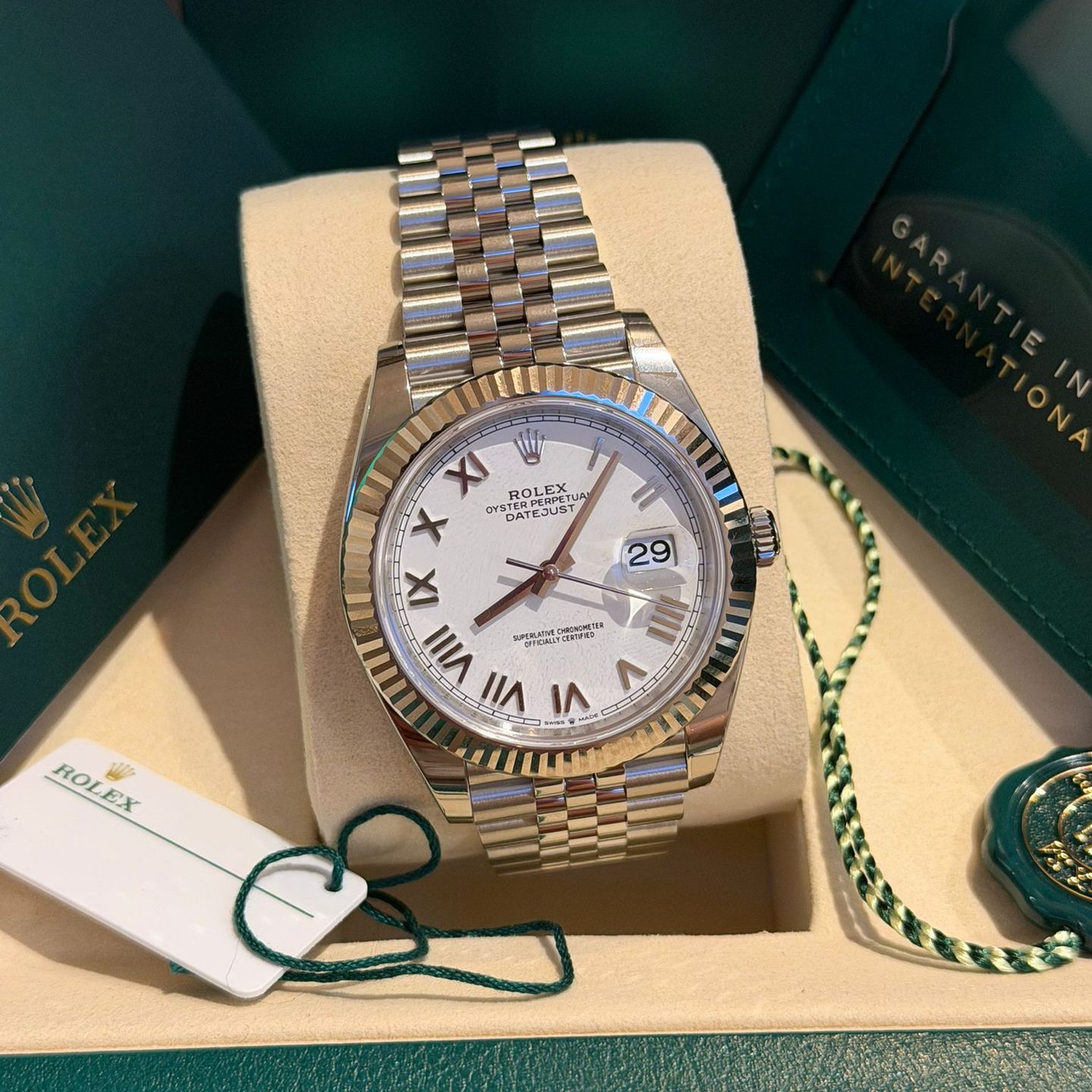 Rolex Datejust 41 126334 (2026) - Wit wijzerplaat 41mm Staal (8/8)