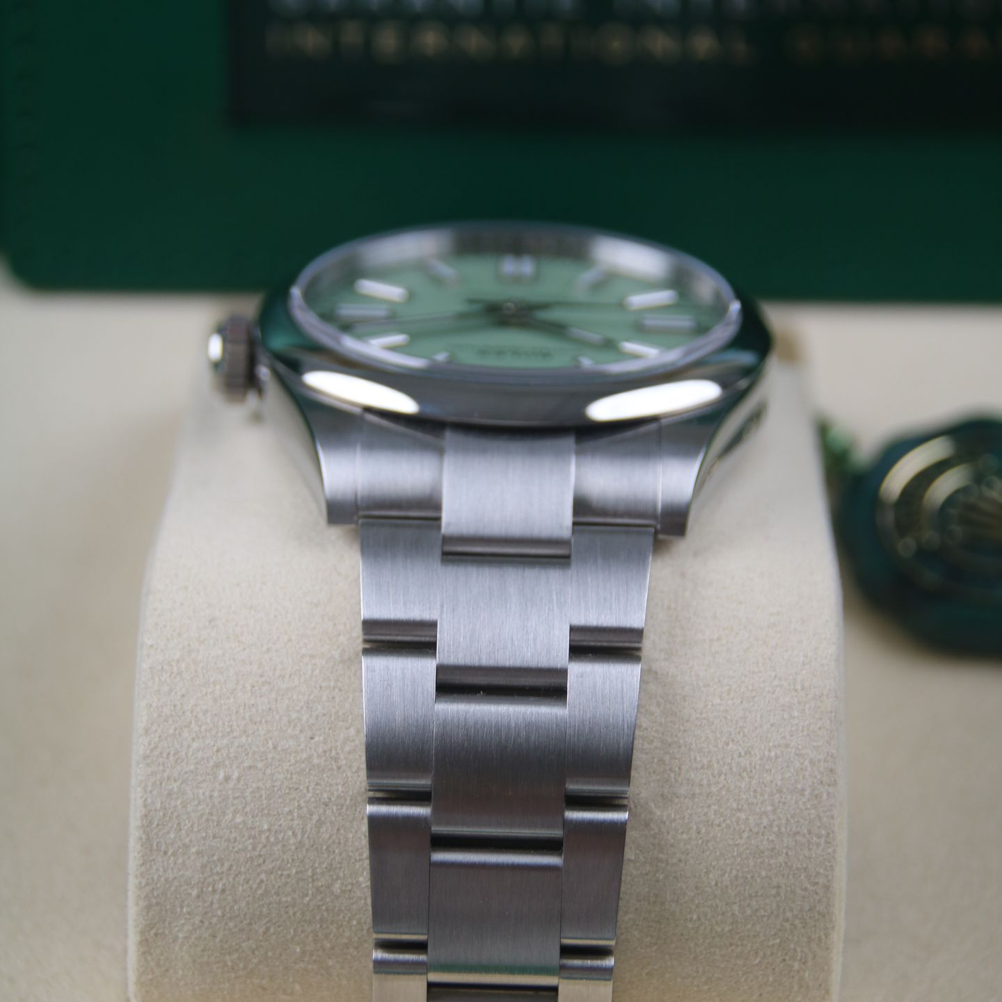 Rolex Oyster Perpetual 41 134300 - (6/8)