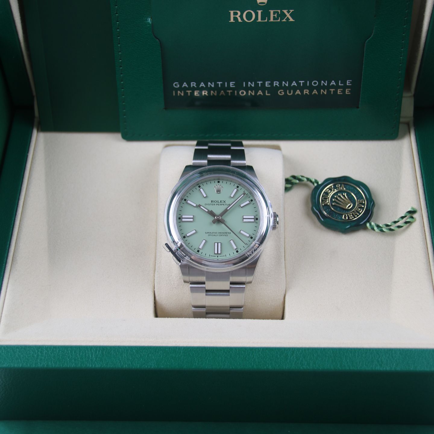 Rolex Oyster Perpetual 41 134300 - (3/8)