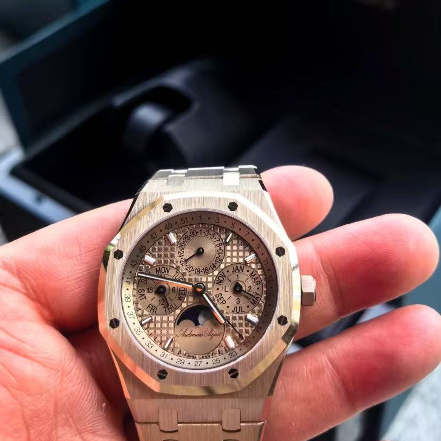 Audemars Piguet Royal Oak Perpetual Calendar 26674SG.OO.1320SG.01 - (3/3)