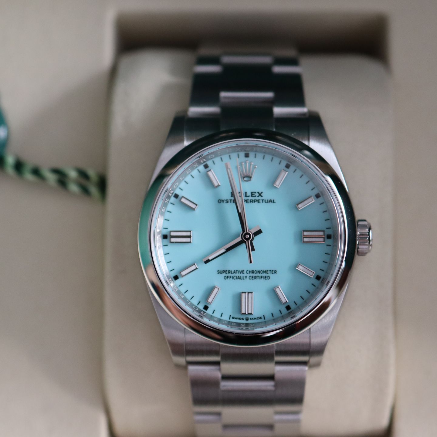 Rolex Oyster Perpetual 36 126000 - (7/8)