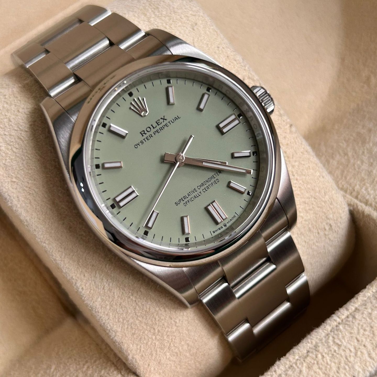 Rolex Oyster Perpetual 36 126000 - (4/8)