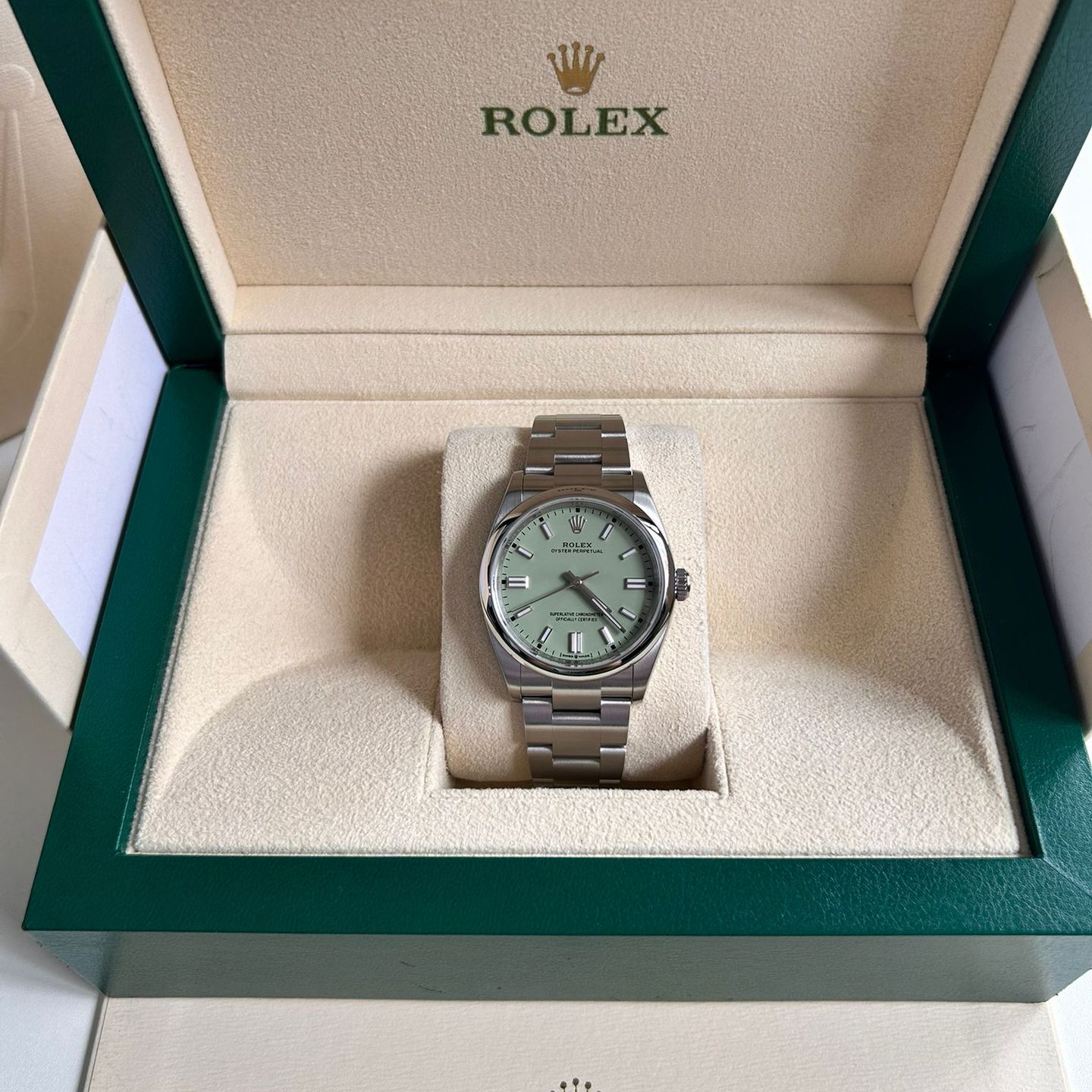 Rolex Oyster Perpetual 36 126000 - (6/8)