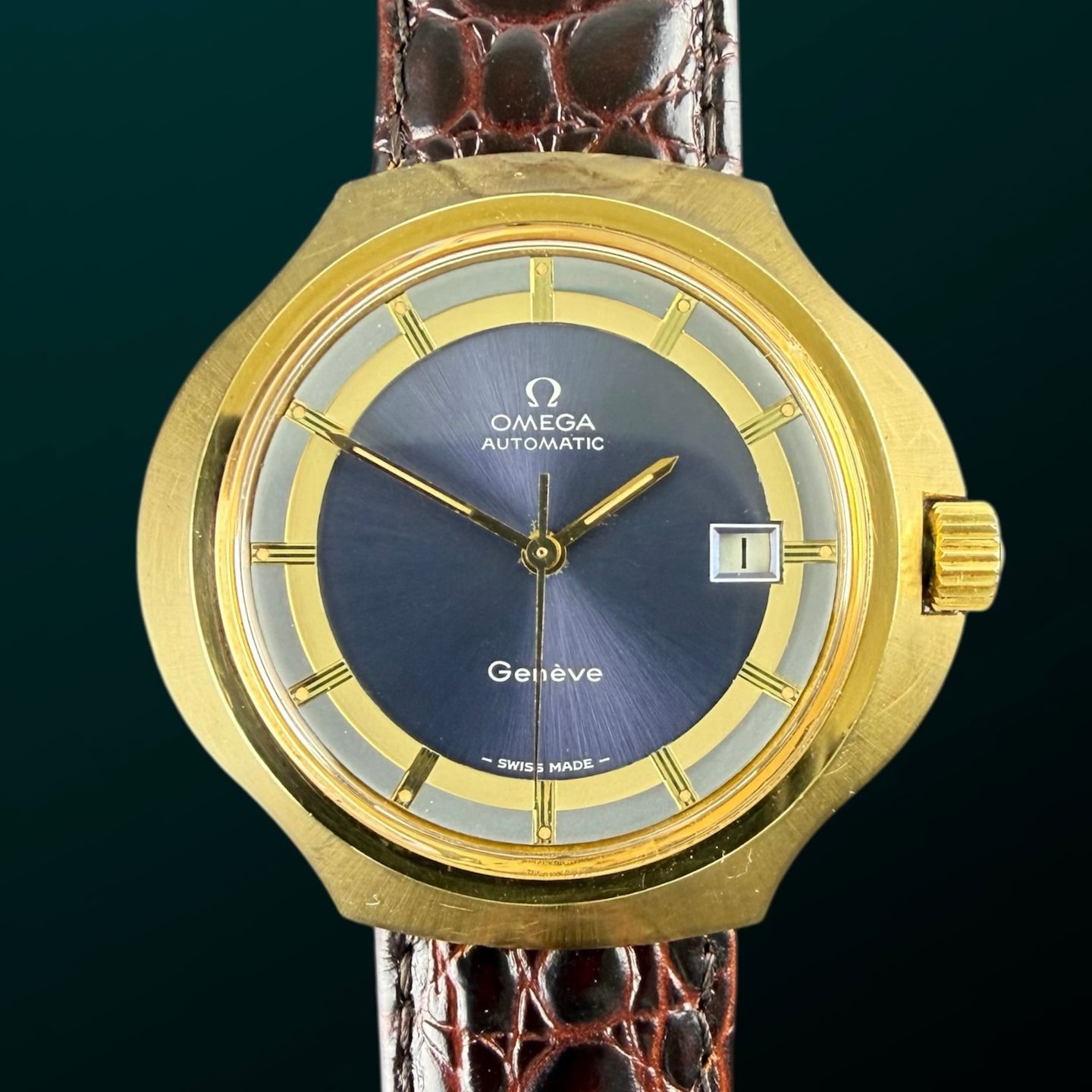 Omega Genève 166.121 (1973) - Blue dial 45 mm Gold/Steel case (1/8)