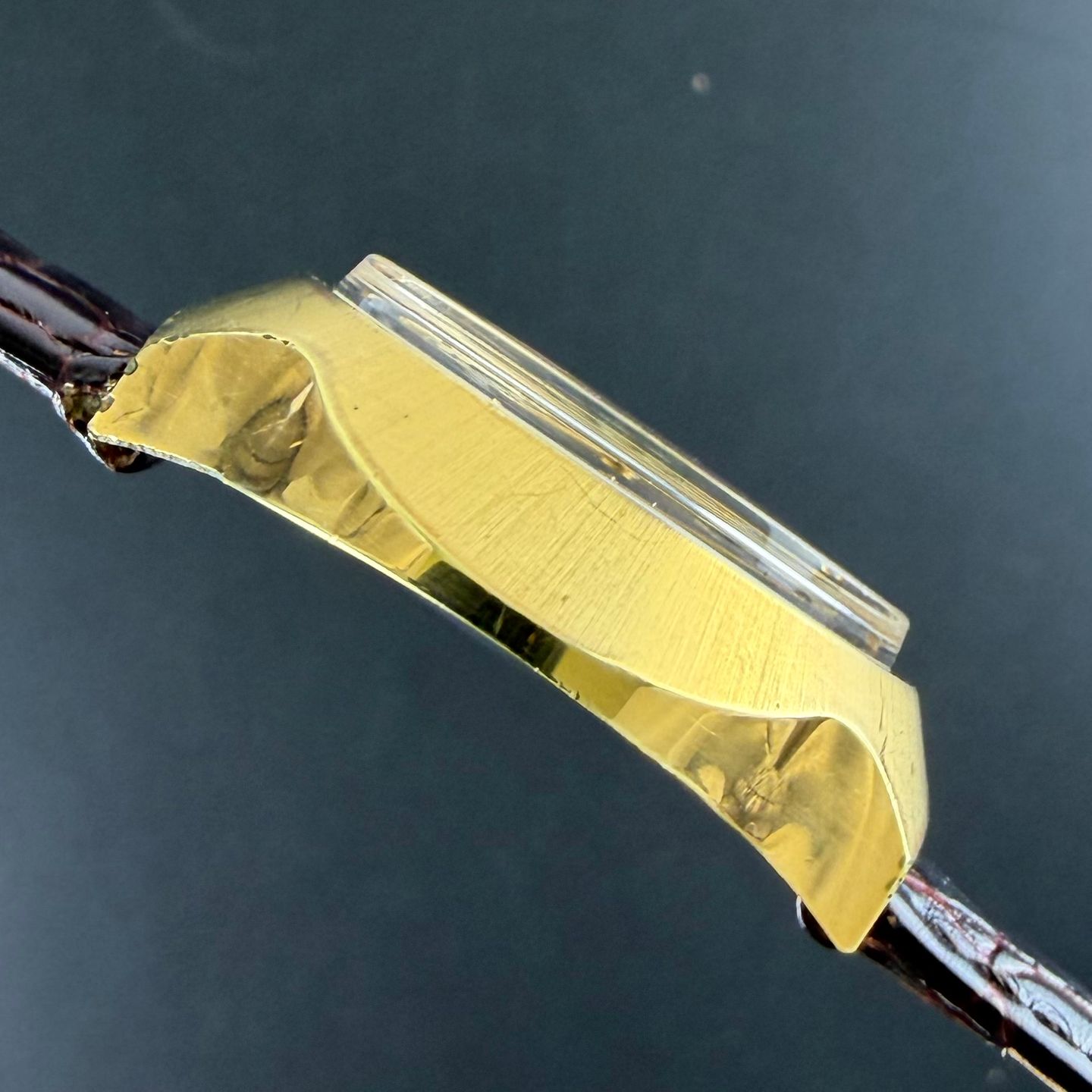 Omega Genève 166.121 (1973) - Blue dial 45 mm Gold/Steel case (6/8)