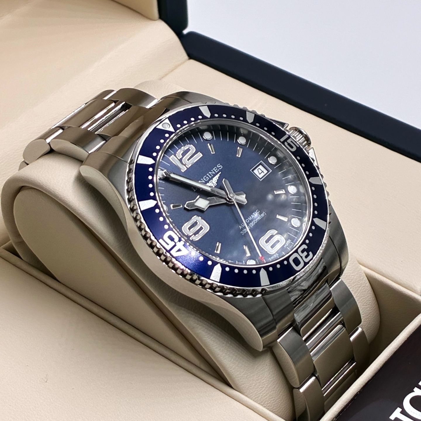 Longines HydroConquest L3.742.4.96.6 (2025) - Blue dial 41 mm Steel case (6/7)