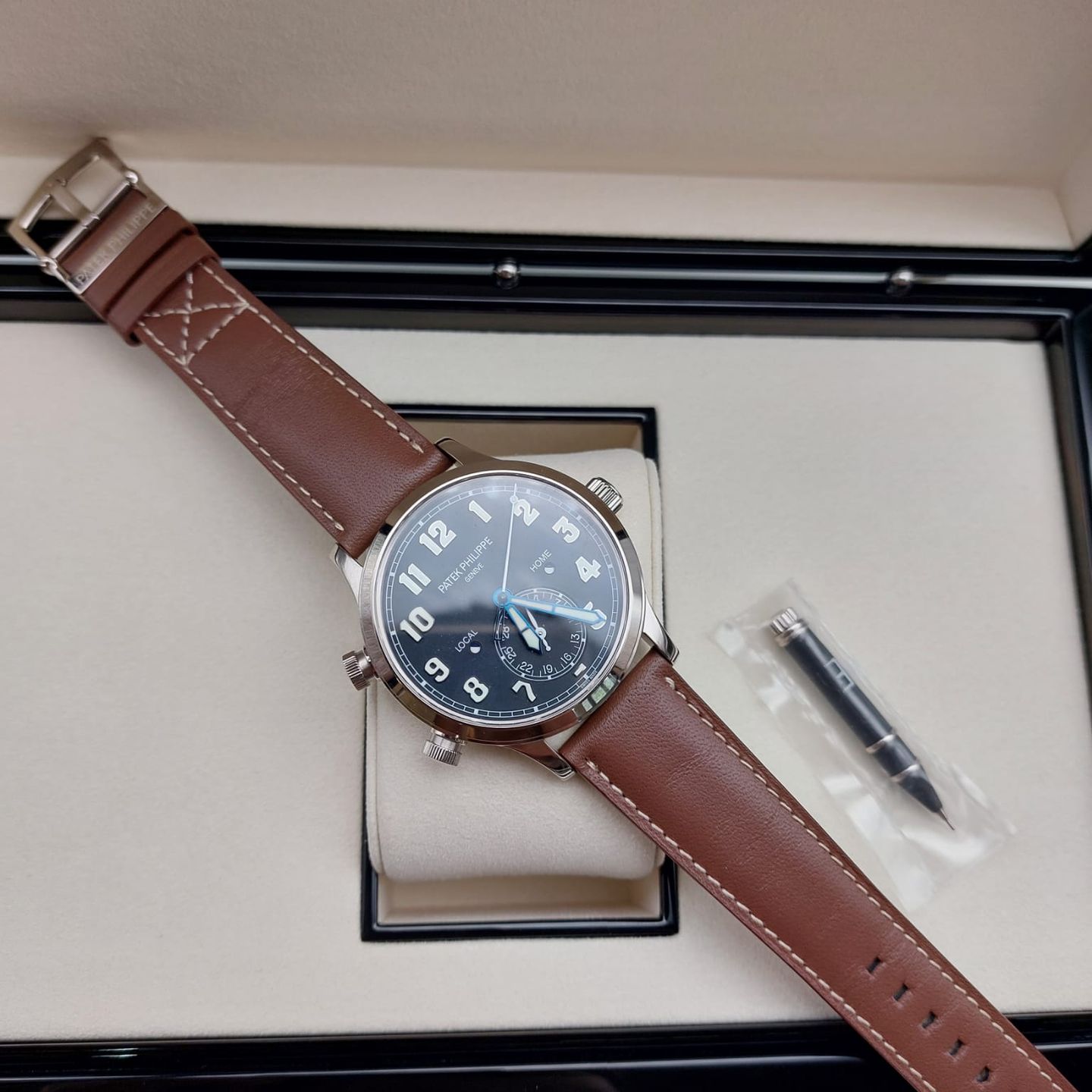 Patek Philippe Travel Time 5524G-001 - (7/7)